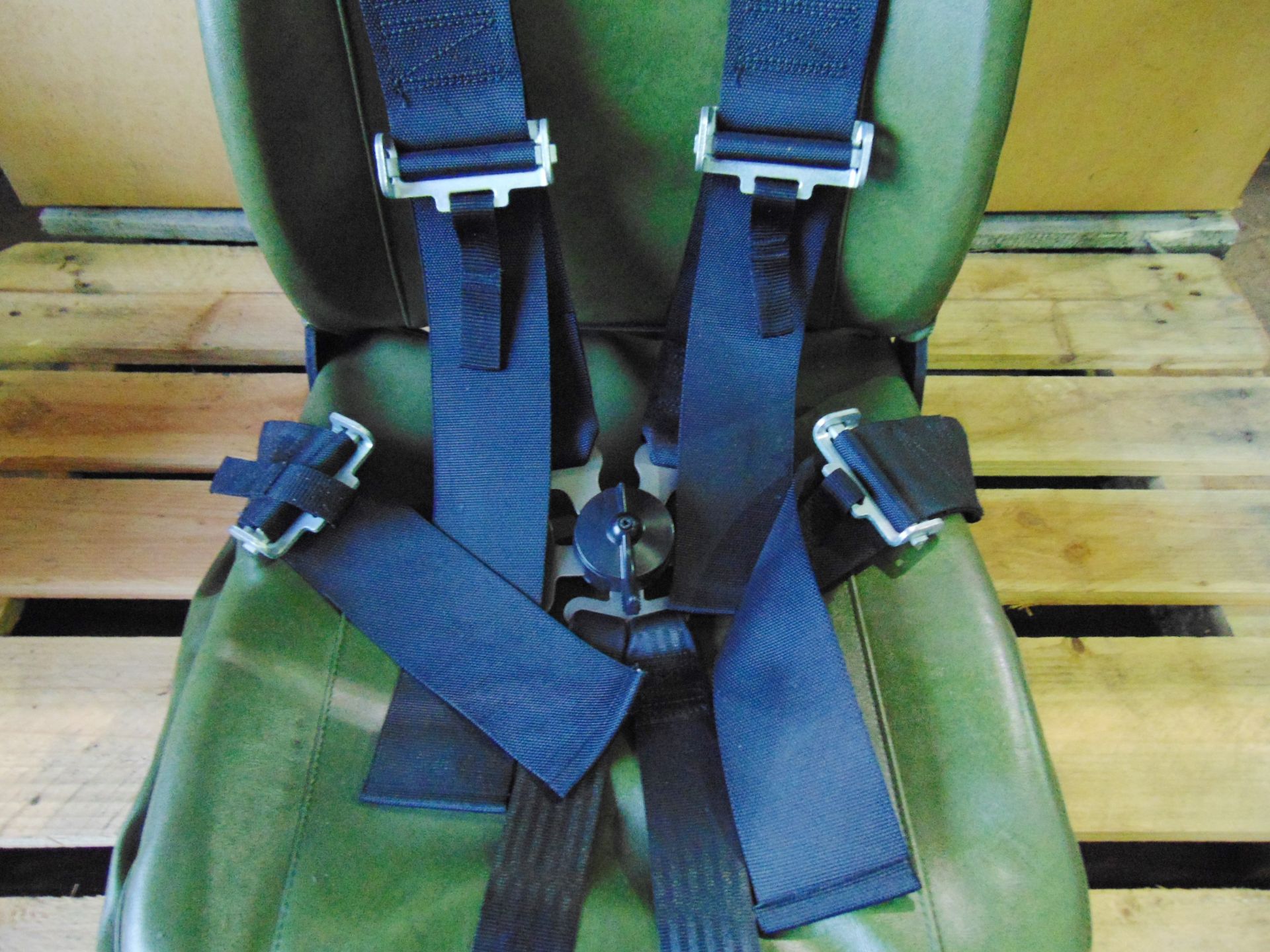 Unissued Vehicle Operators Seat with Harness - Image 5 of 5