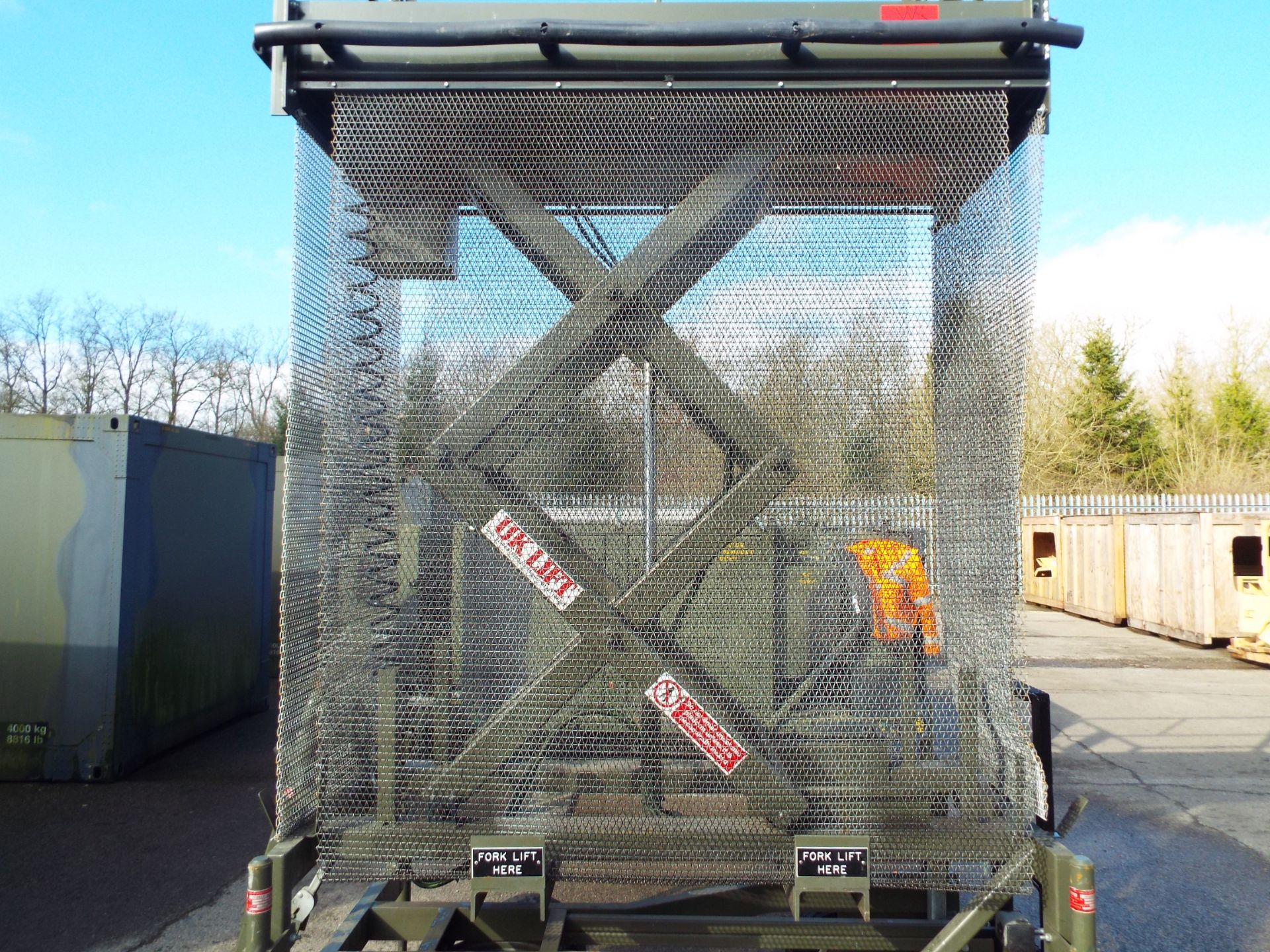 UK Lift 4m Mobile Hydraulic Work Platform - Image 9 of 16