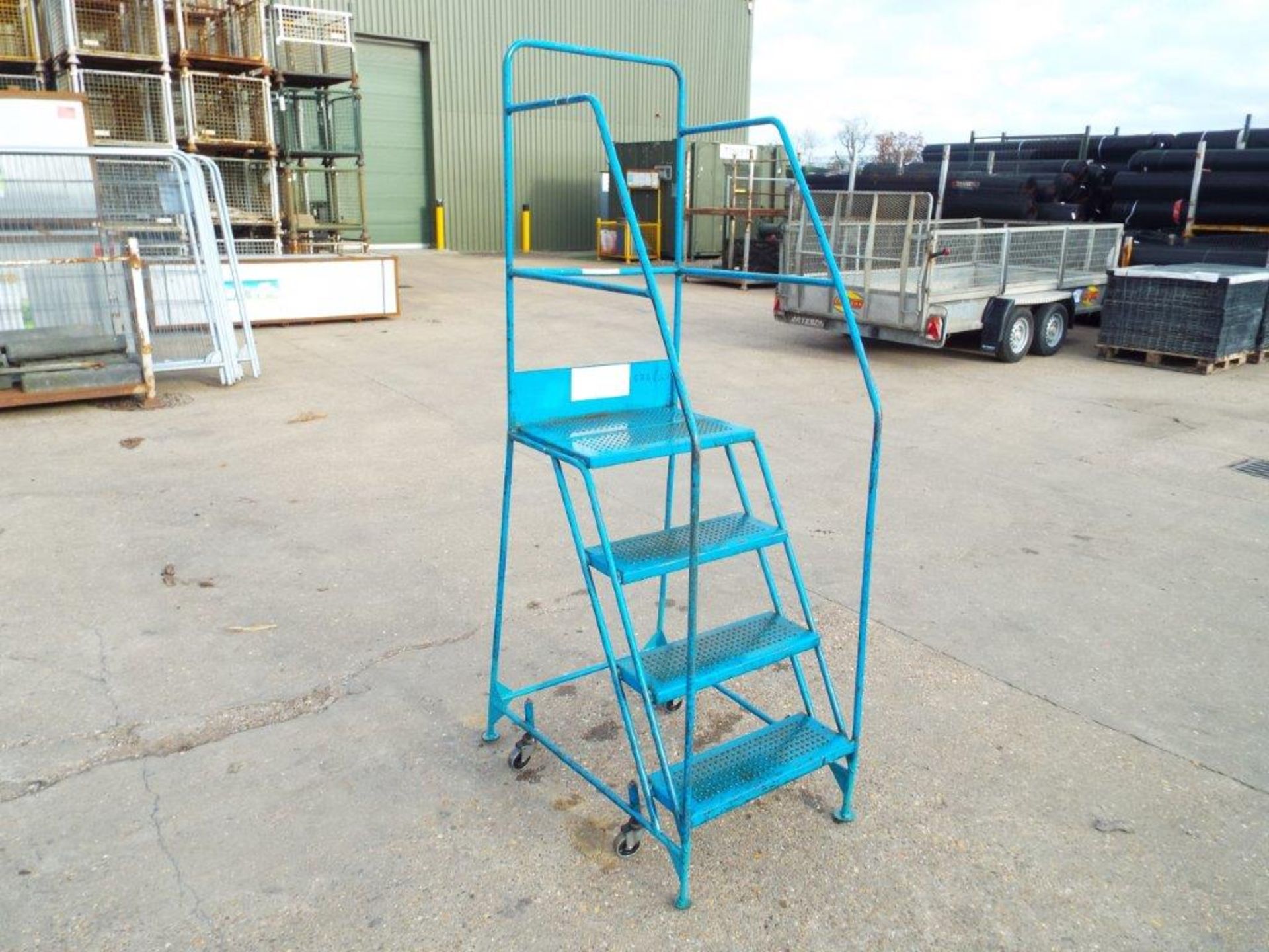 Klime-Ezee 4-Step mobile Warehouse Ladder