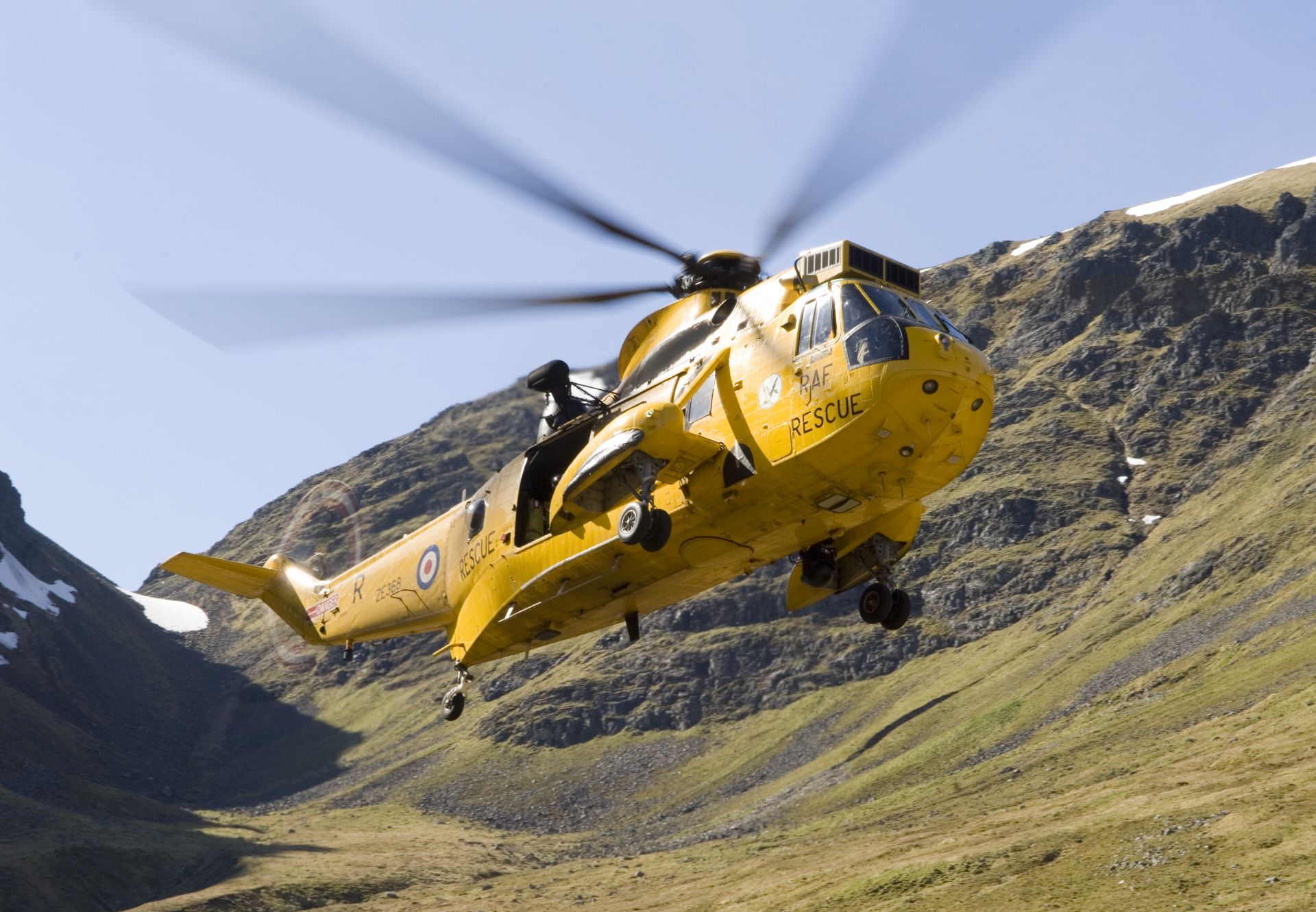 Westland Sea King HAR.3 (TAIL NUMBER ZE368) Airframe - Image 24 of 24