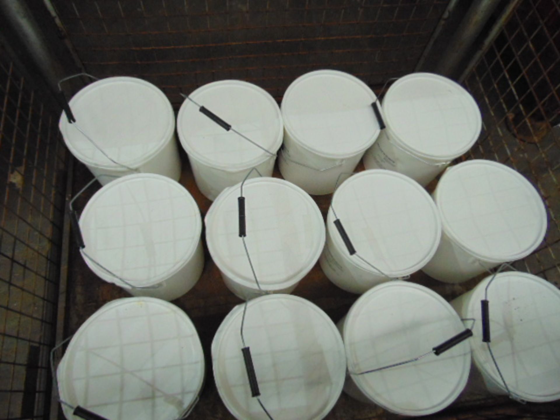 12 x Unissued 10L Tubs of Sealfas 30-36 Coating