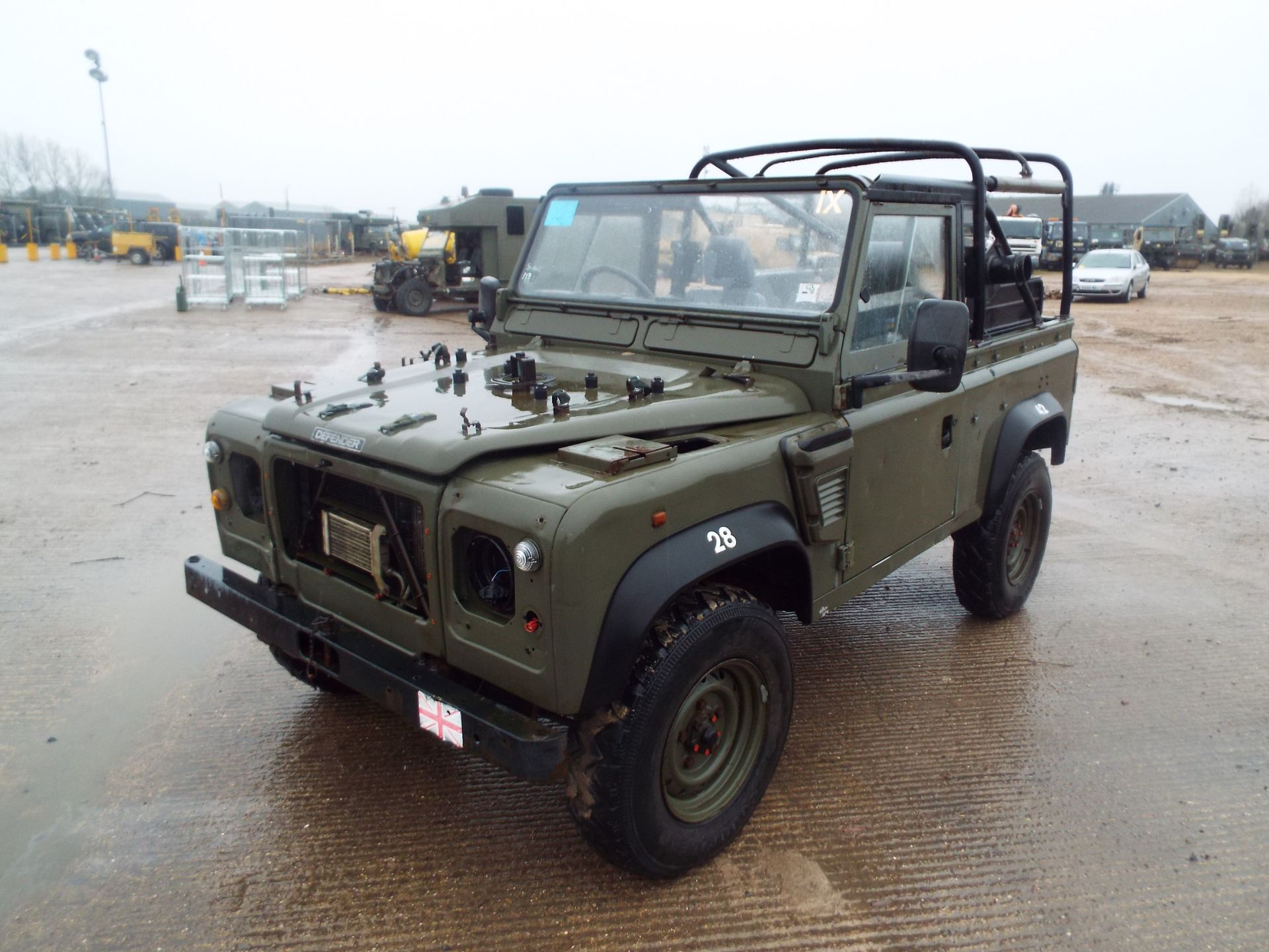 Military Specification Land Rover Wolf 90 Soft Top - Image 3 of 24