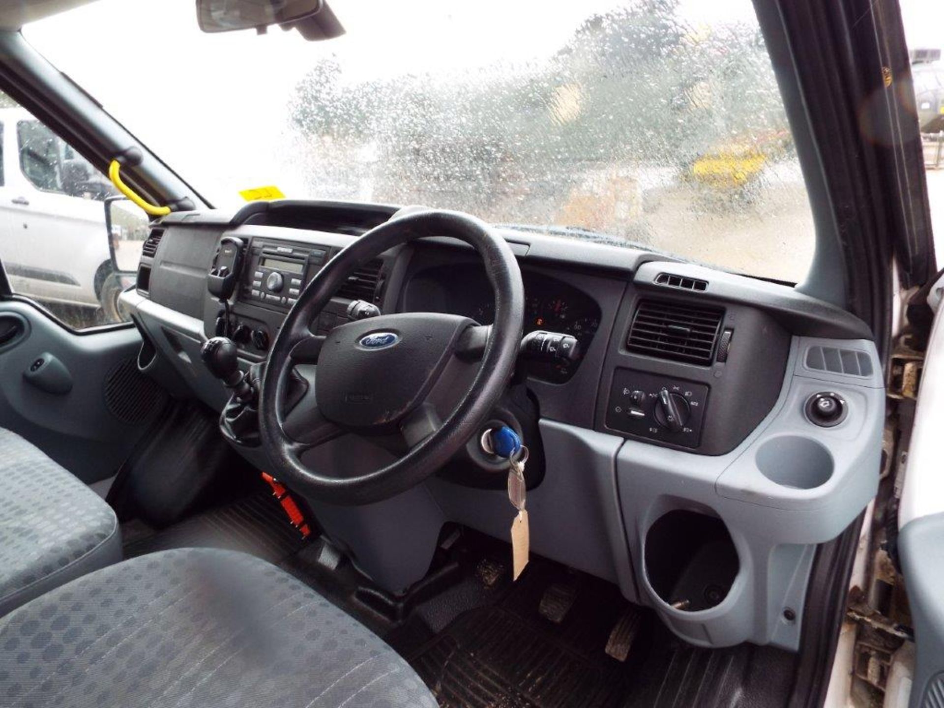 Ford Transit 15 Seat Minibus - Image 11 of 23