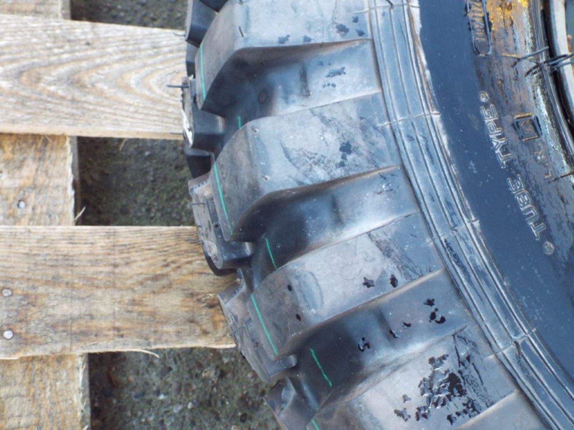 Petlas 9.00 x 16 Tyre complete with 5 stud rim - Image 7 of 9