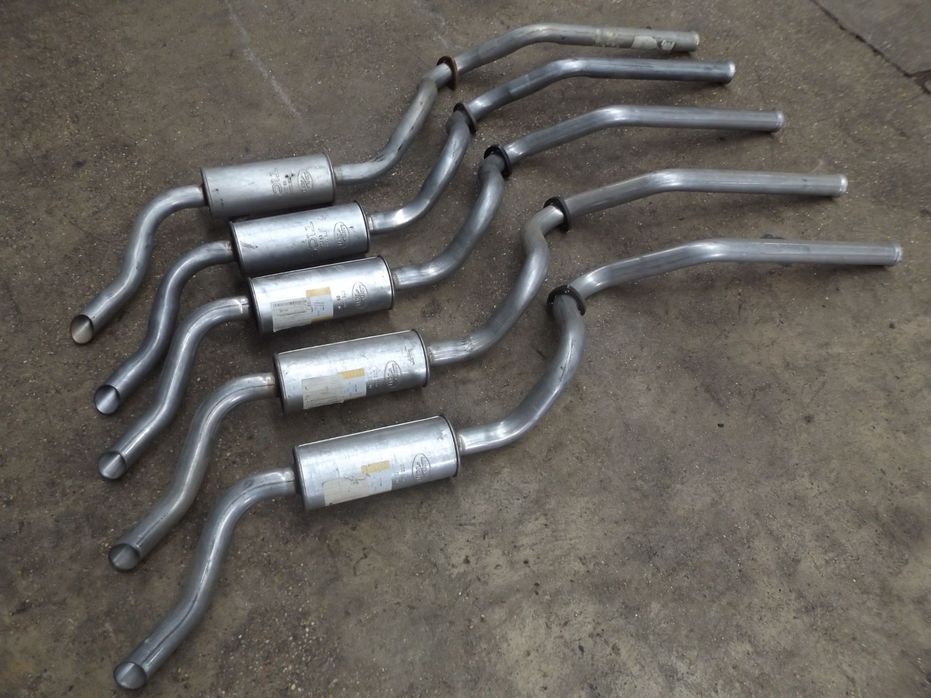 5 x Land Rover NTC1800 Rear Tailpipe and Silencer