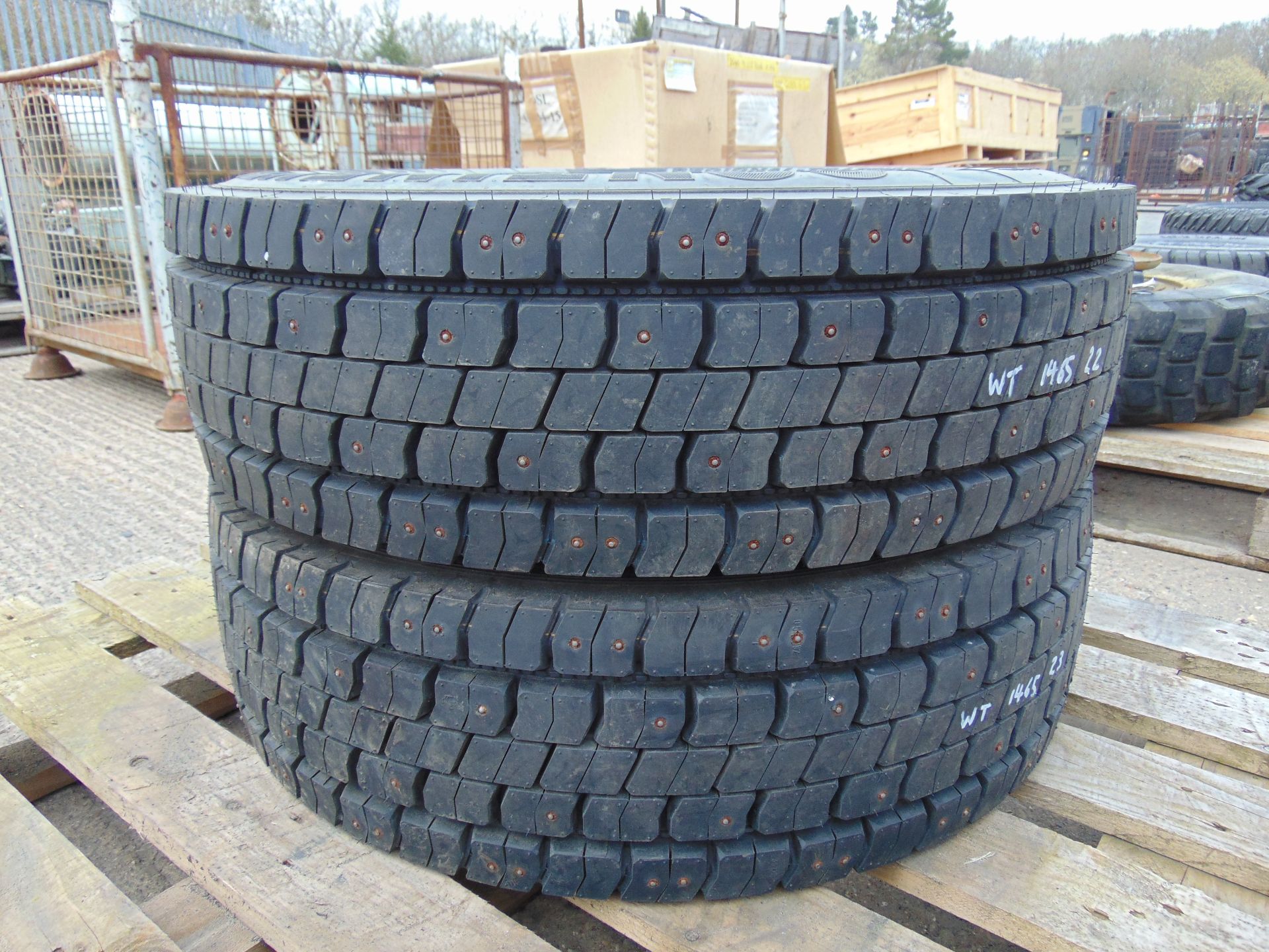 2 x Continental 235/75 R17.5 Regional Traffic Tyres - Image 5 of 6