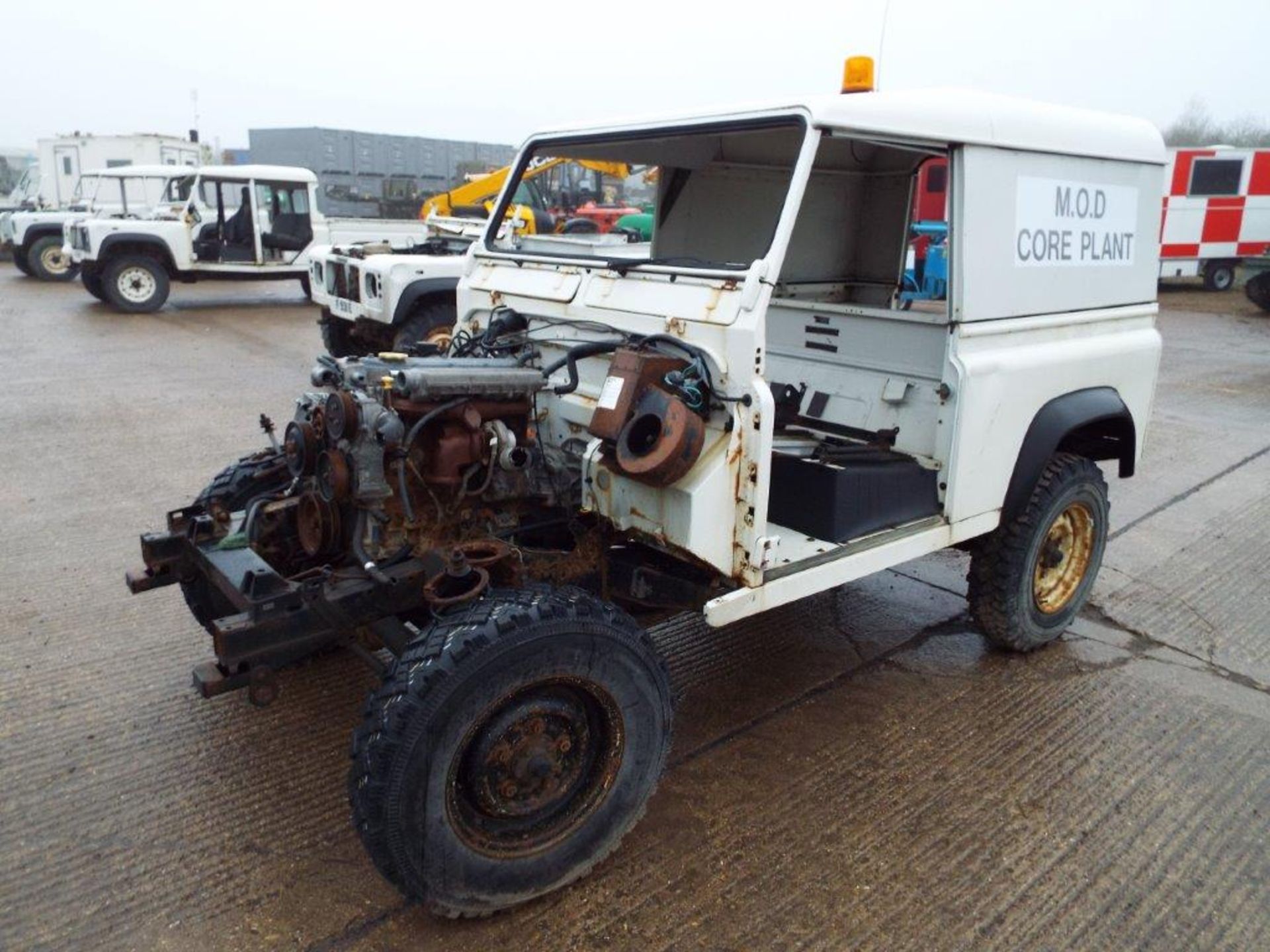 Land Rover Defender 90 300Tdi - Suitable for Spares or Repairs - Bild 3 aus 19