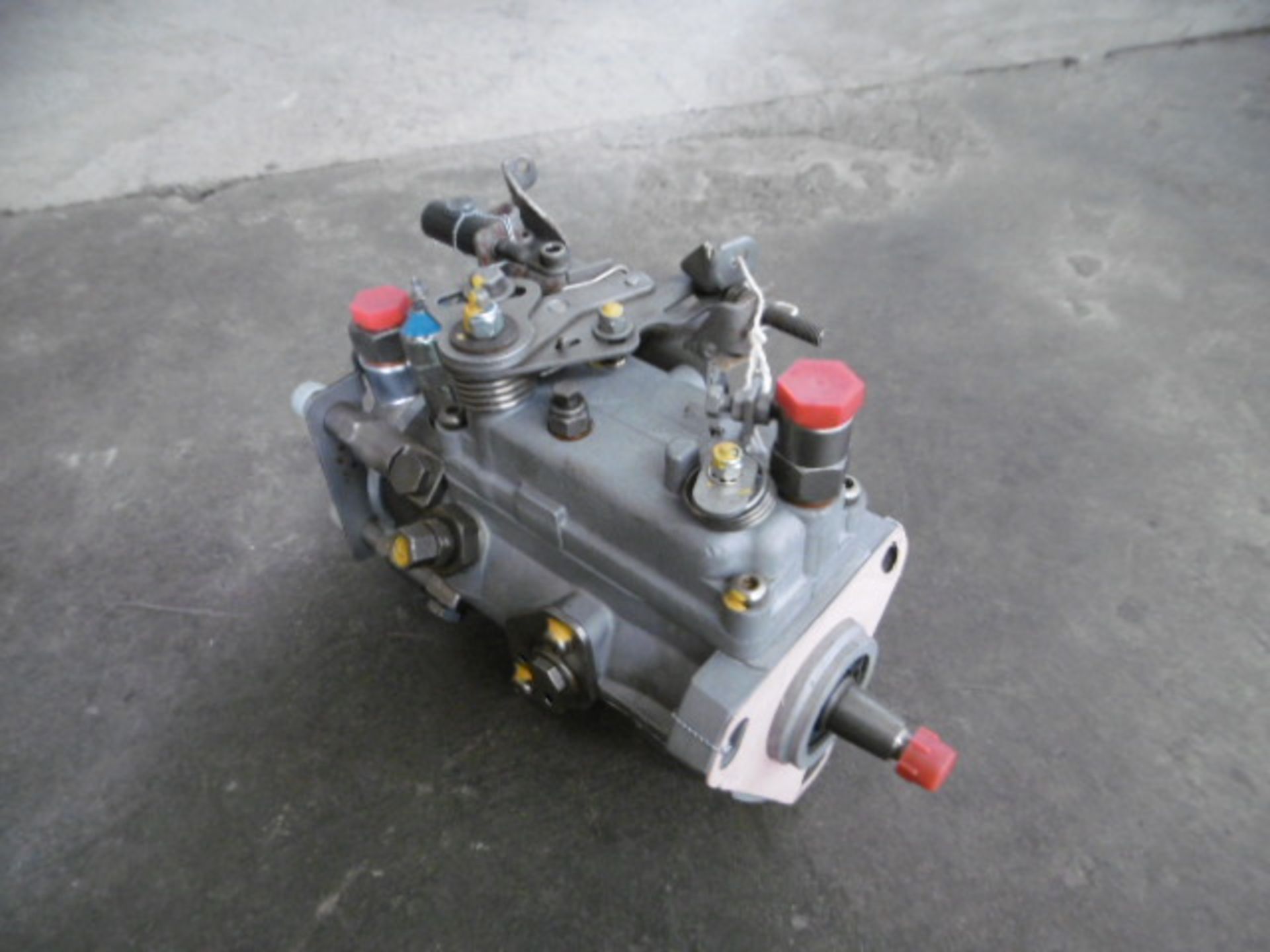 Land Rover 2.5D Fuel Injector Pump - Bild 2 aus 5