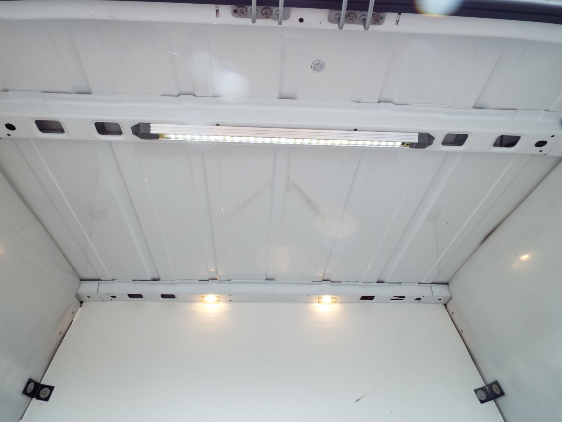 Ford Transit 110 T330 High Roof Panel Van - Image 17 of 22