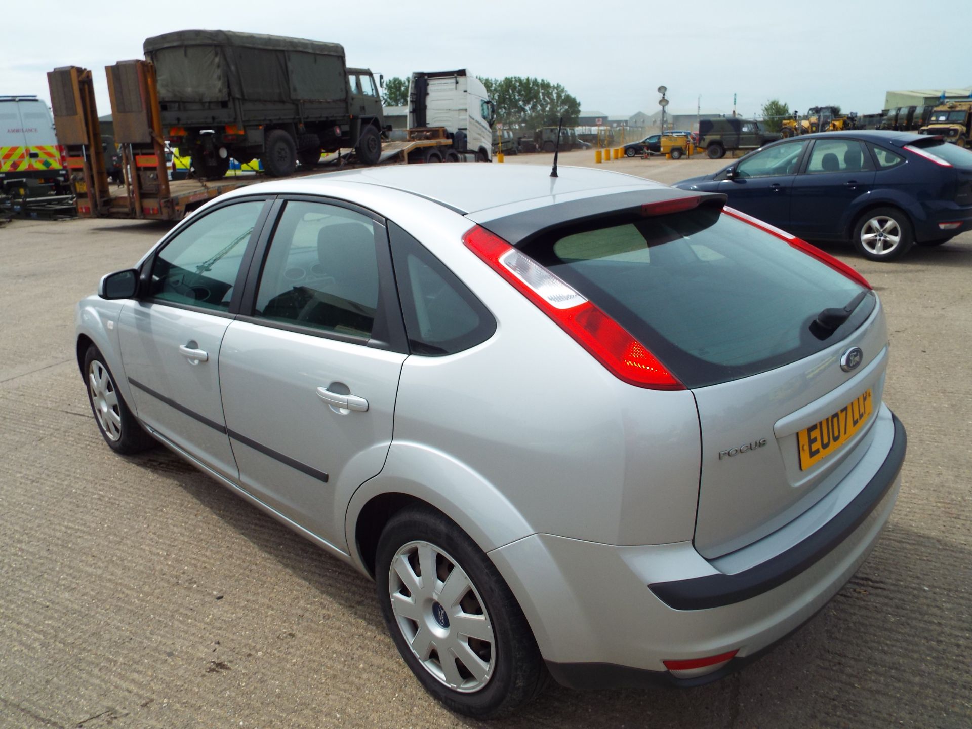 Ford Focus 1.8 LX TDCI Hatchback - Image 5 of 22