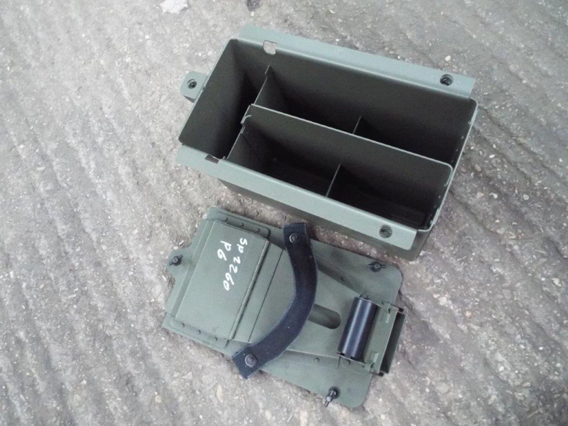 2 x Unissued AFV Ammunition Boxes - Bild 3 aus 7