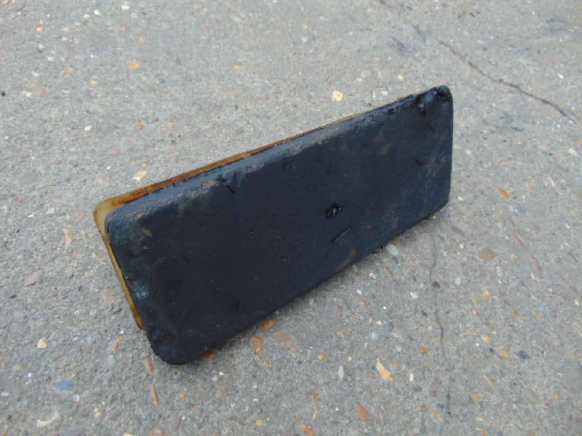 Approx. 220 x FV432 Part Worn Track Pads - Image 3 of 4