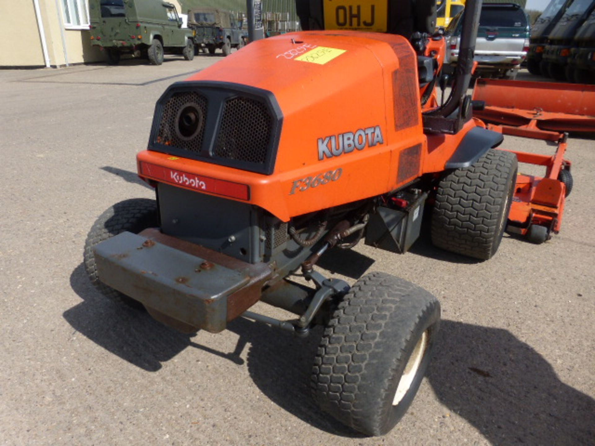 2009 Kubota F3680  4 x 4 Out Front Mower 36 HP Diesel - Image 7 of 14