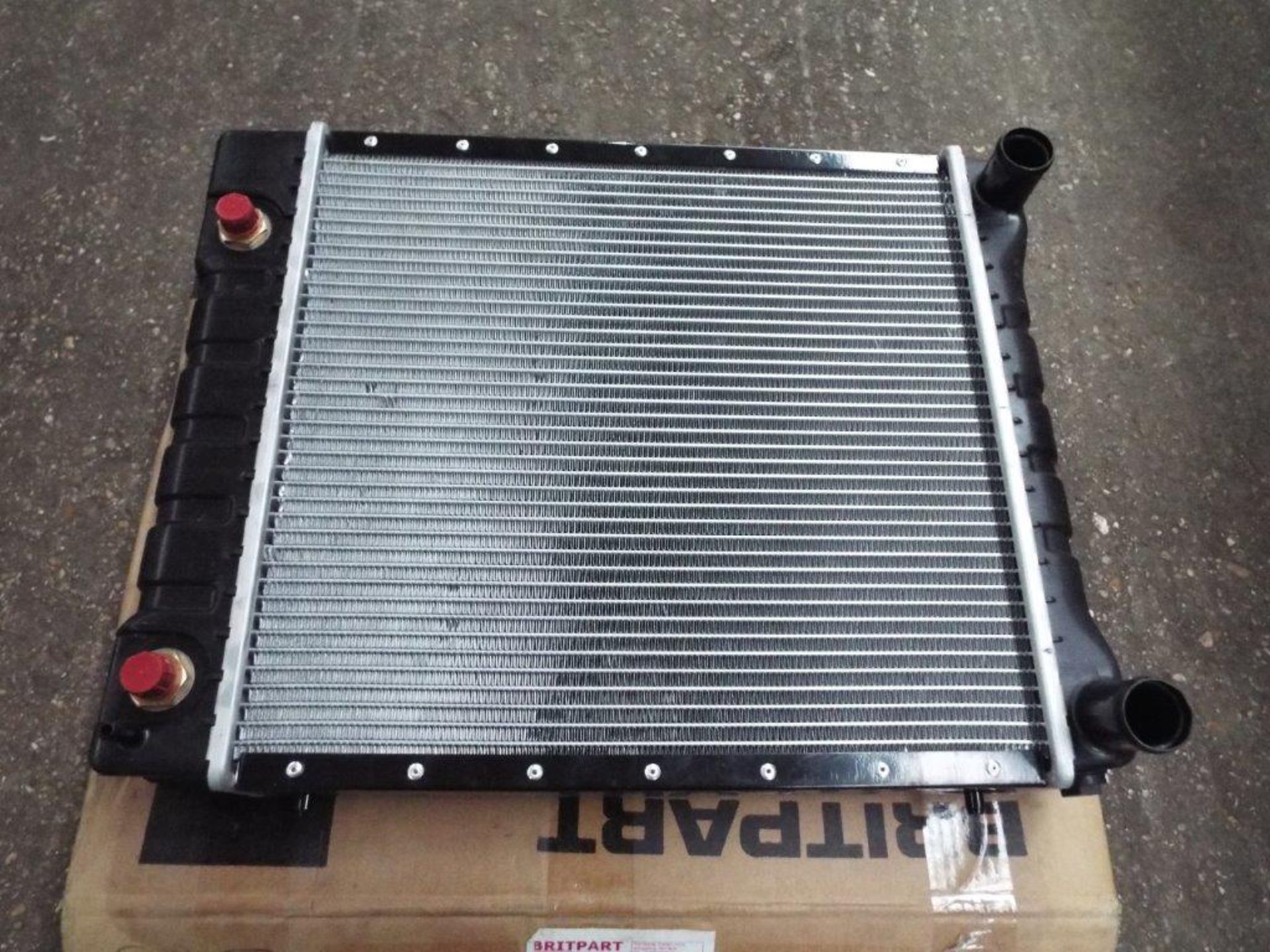 Land Rover Defender 300Tdi Radiator P/No PCC500170 - Bild 3 aus 6