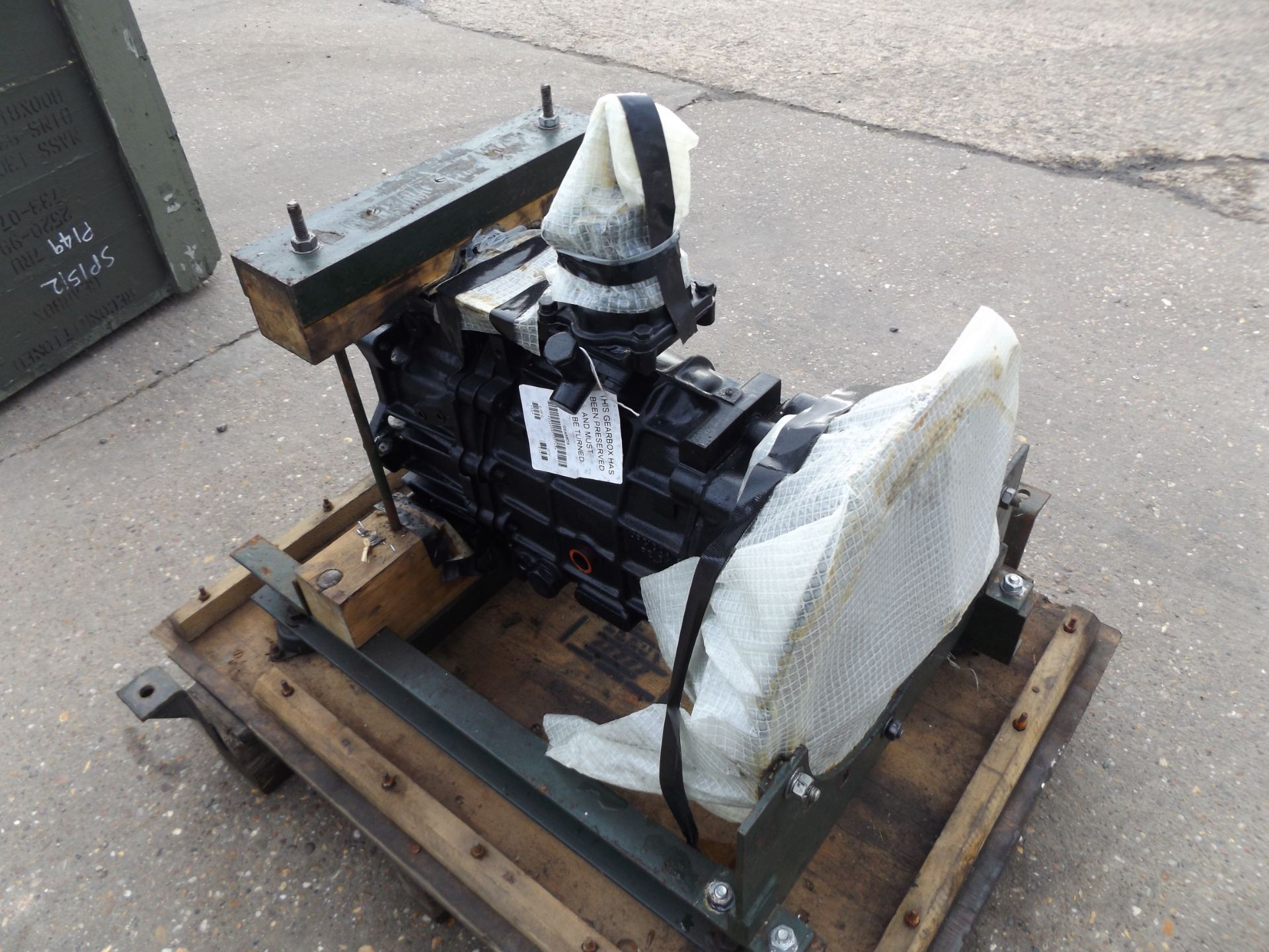 A1 Reconditioned Land Rover  LT77 Gearbox - Image 3 of 8