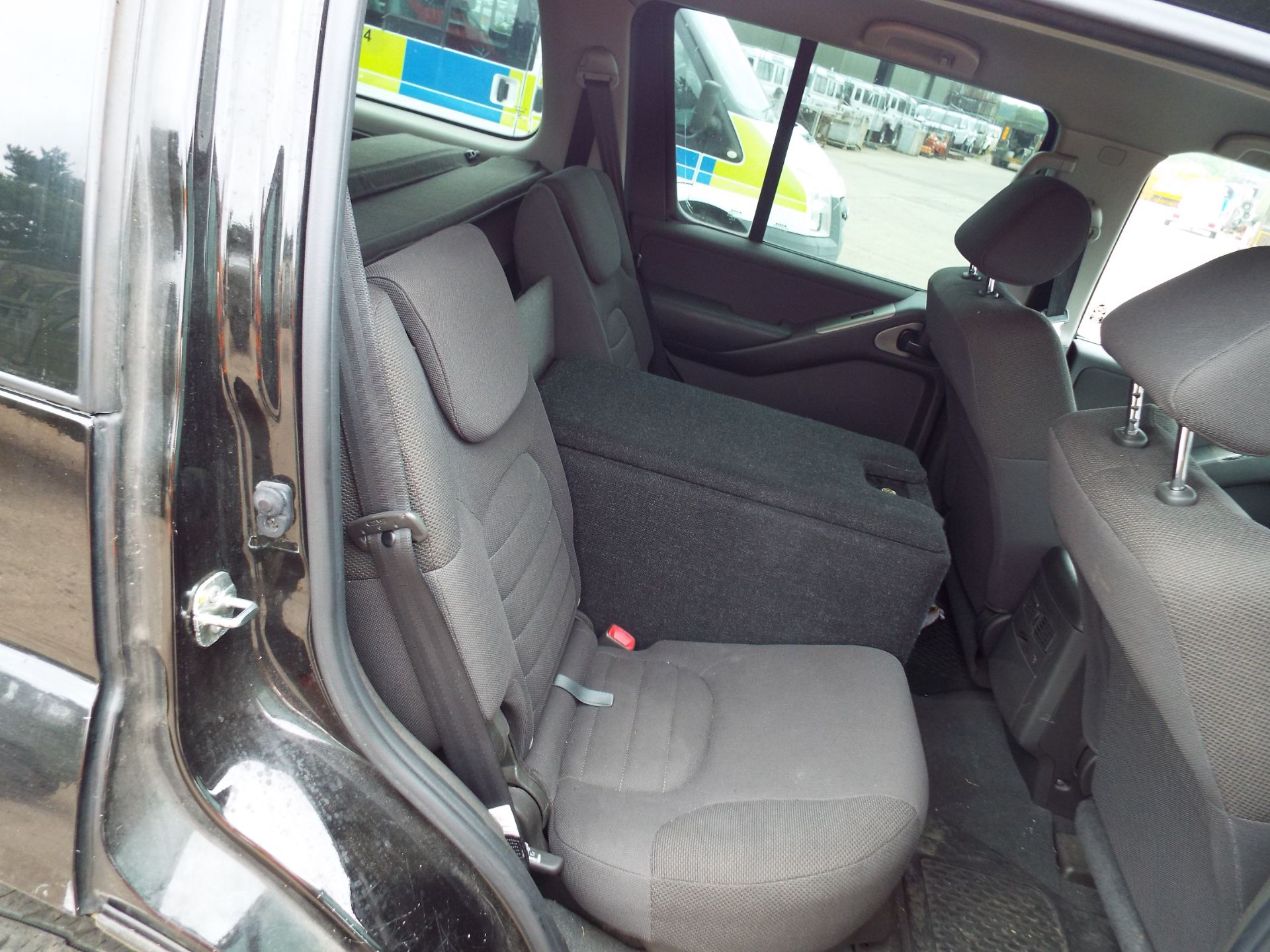 Nissan Pathfinder 2.5DCi Trek - Image 13 of 21