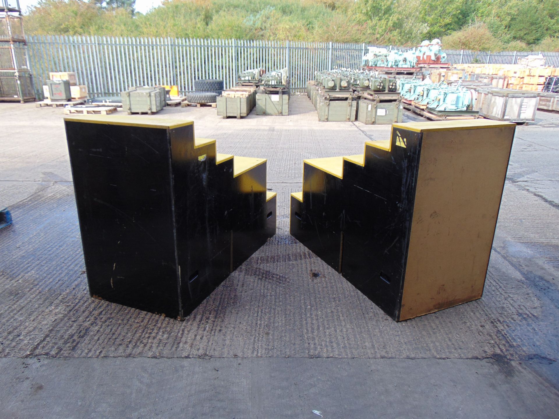 2 x 5 Step Access Platforms - Image 4 of 5