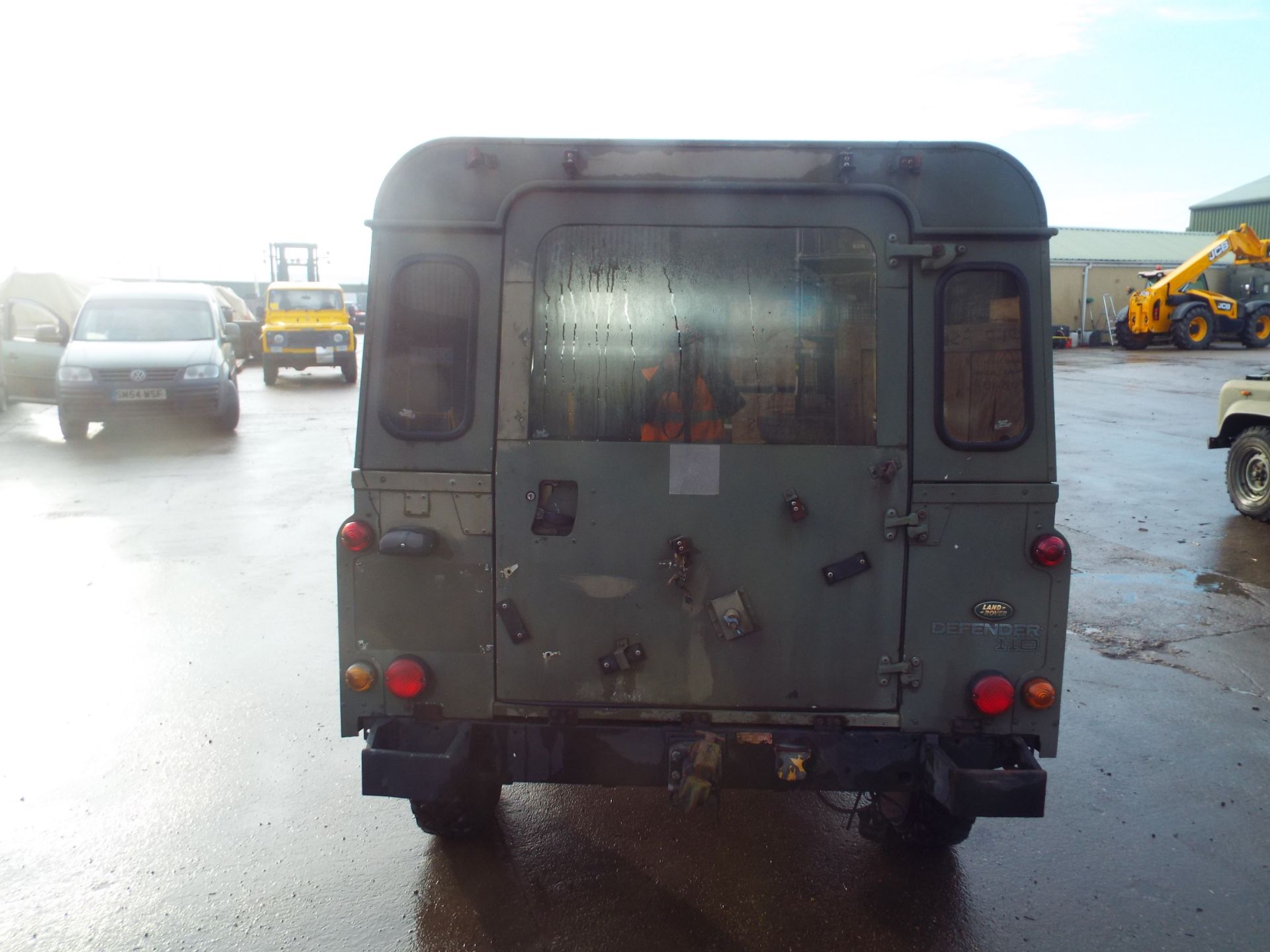 Land Rover Defender 110 Hard Top - R380 Gearbox - Image 6 of 23