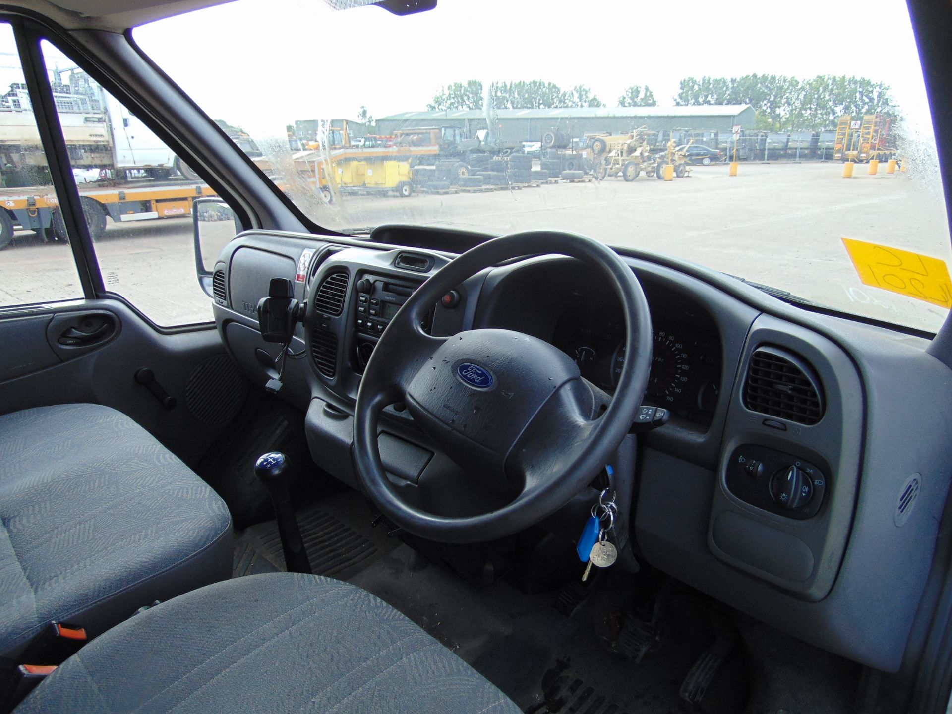 Ford Transit T260 Panel Van - Bild 10 aus 17