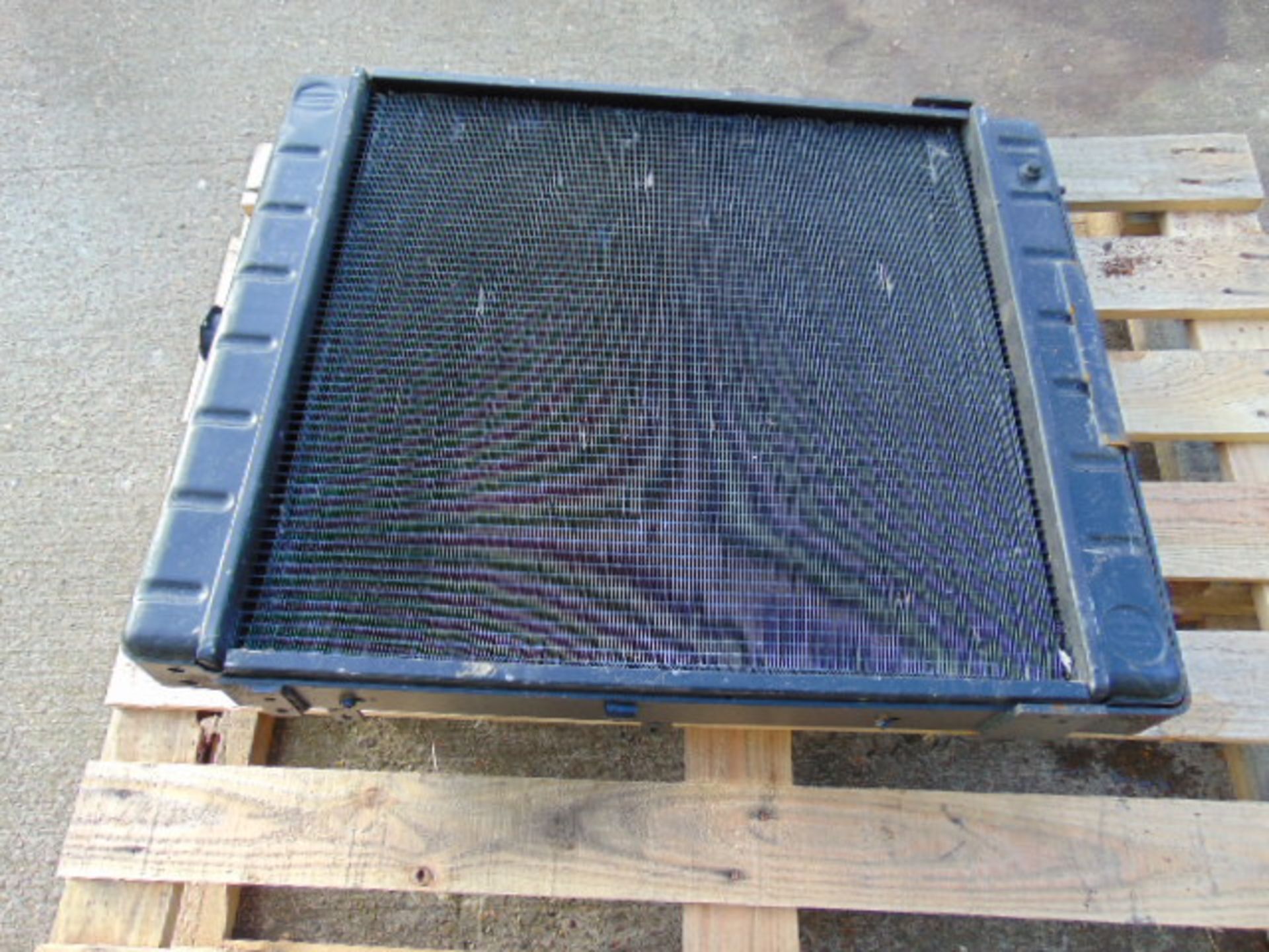 Leyland DAF Radiator - Image 2 of 4