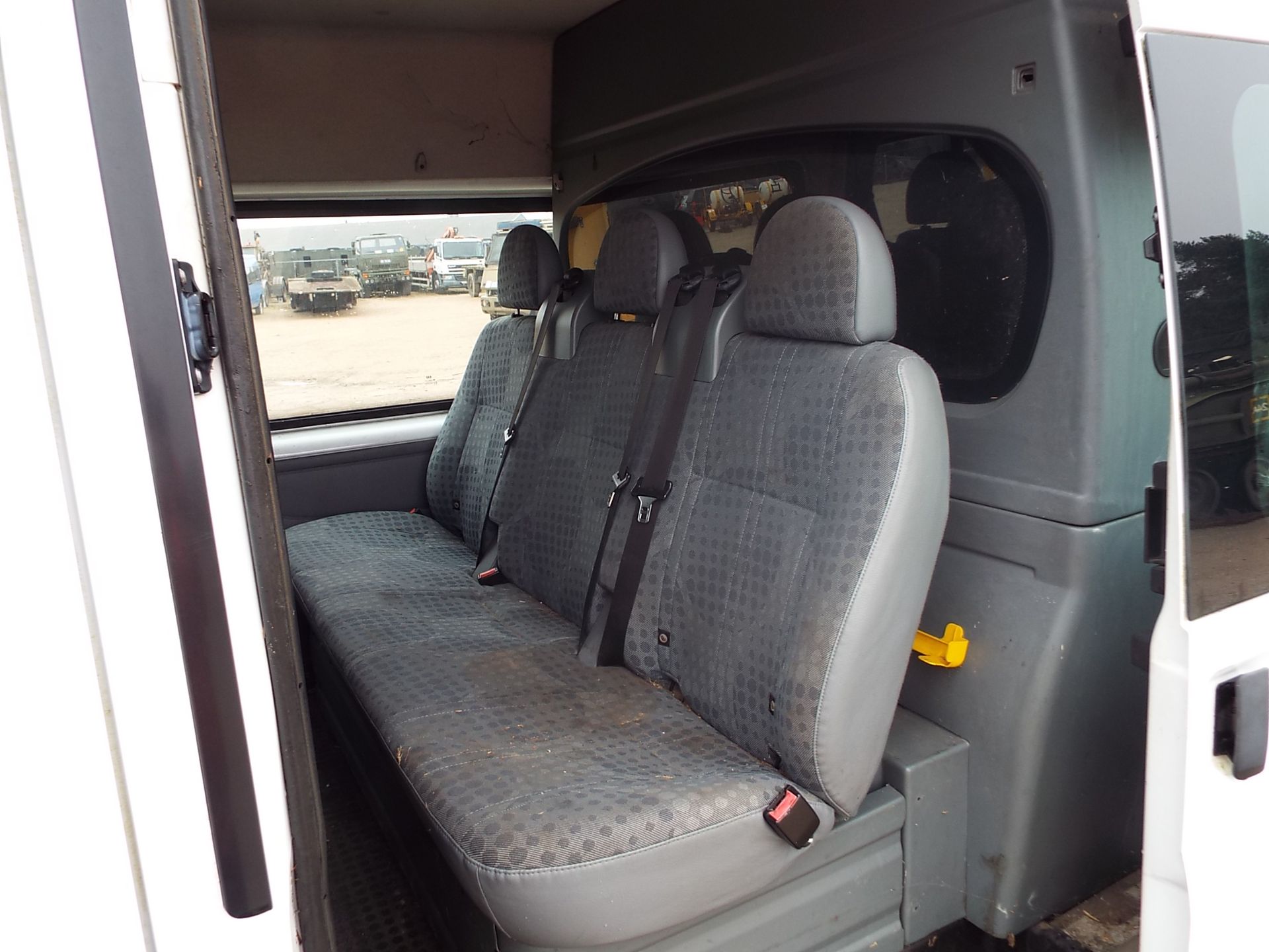 Ford Transit 115 T350L Crew Cab Panel Van - Image 12 of 20