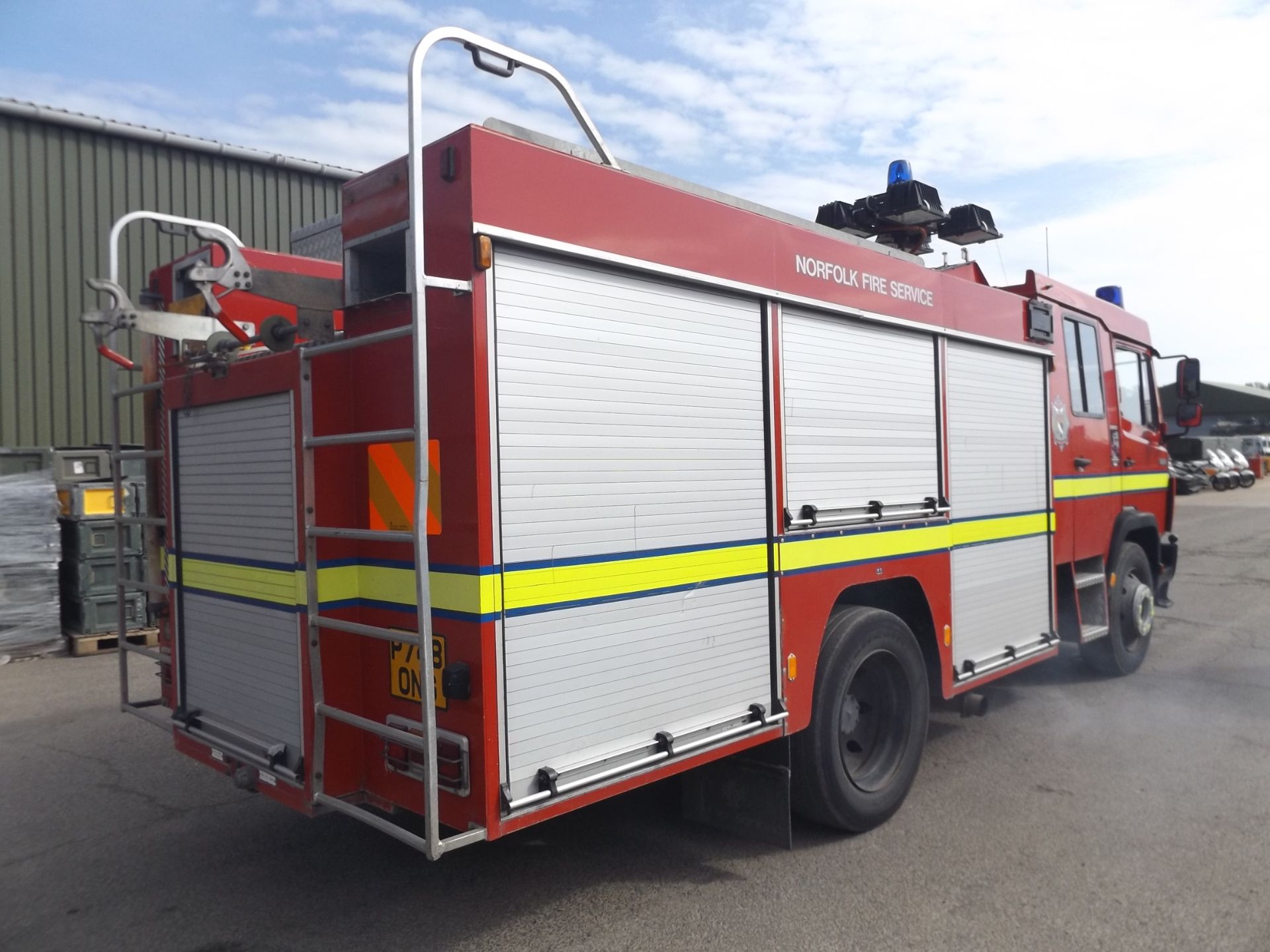 Mercedes 1124 Excaliber Fire Engine - Image 6 of 17