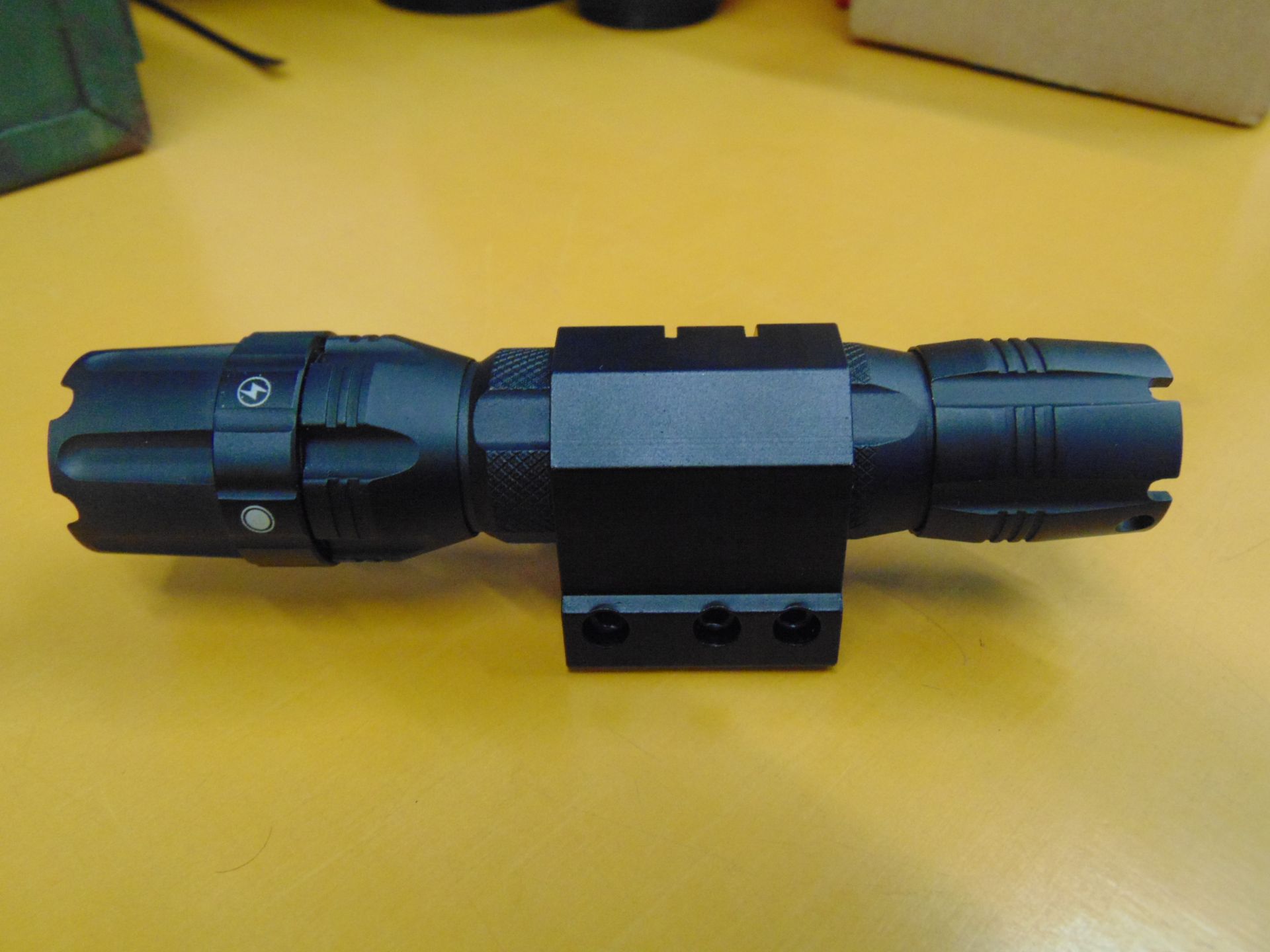 Rifle Mounted Tactical Flashlight - Image 2 of 6