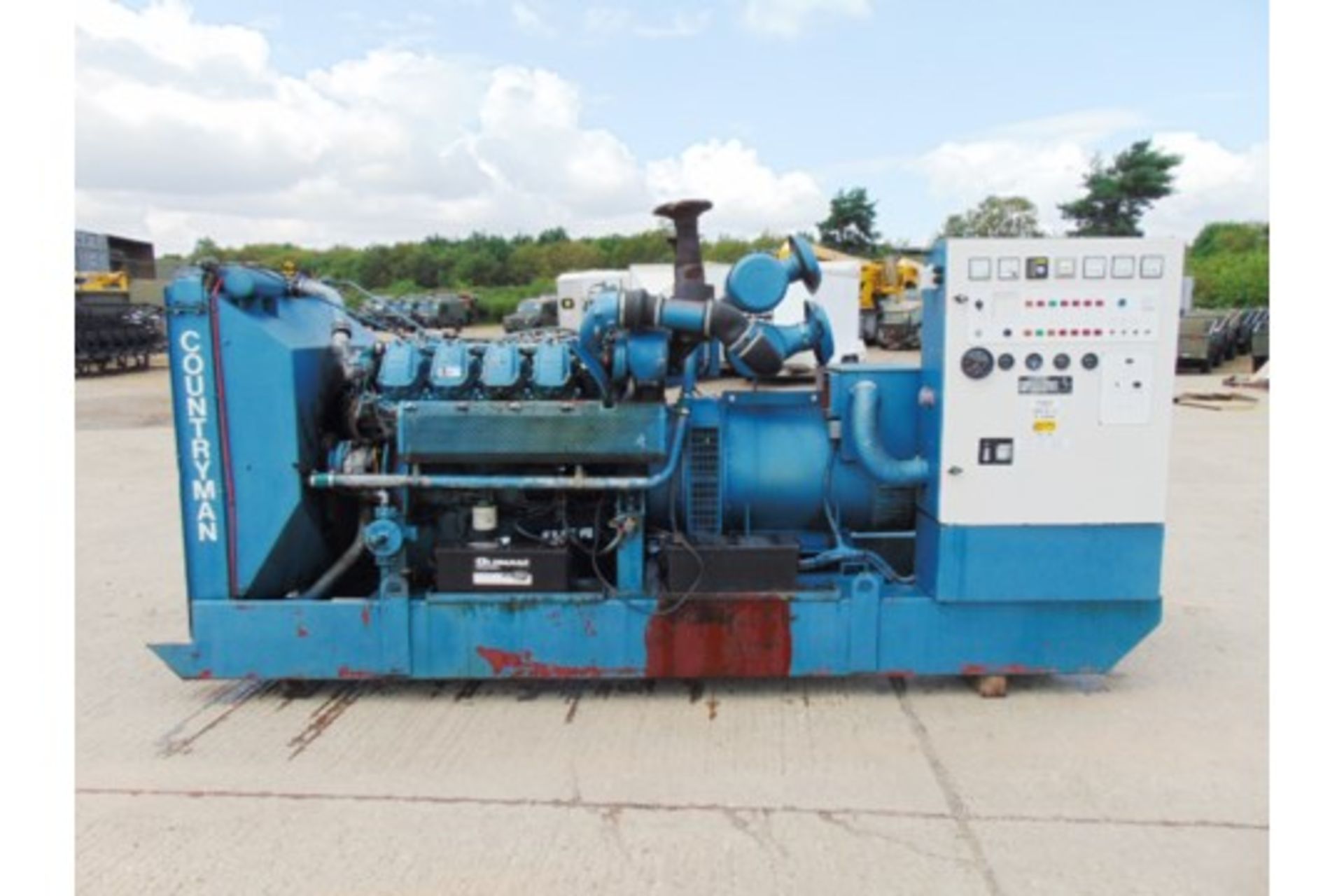 Countryman 325KVA 3 Phase FIAT V8 Twin Turbo Diesel Generator