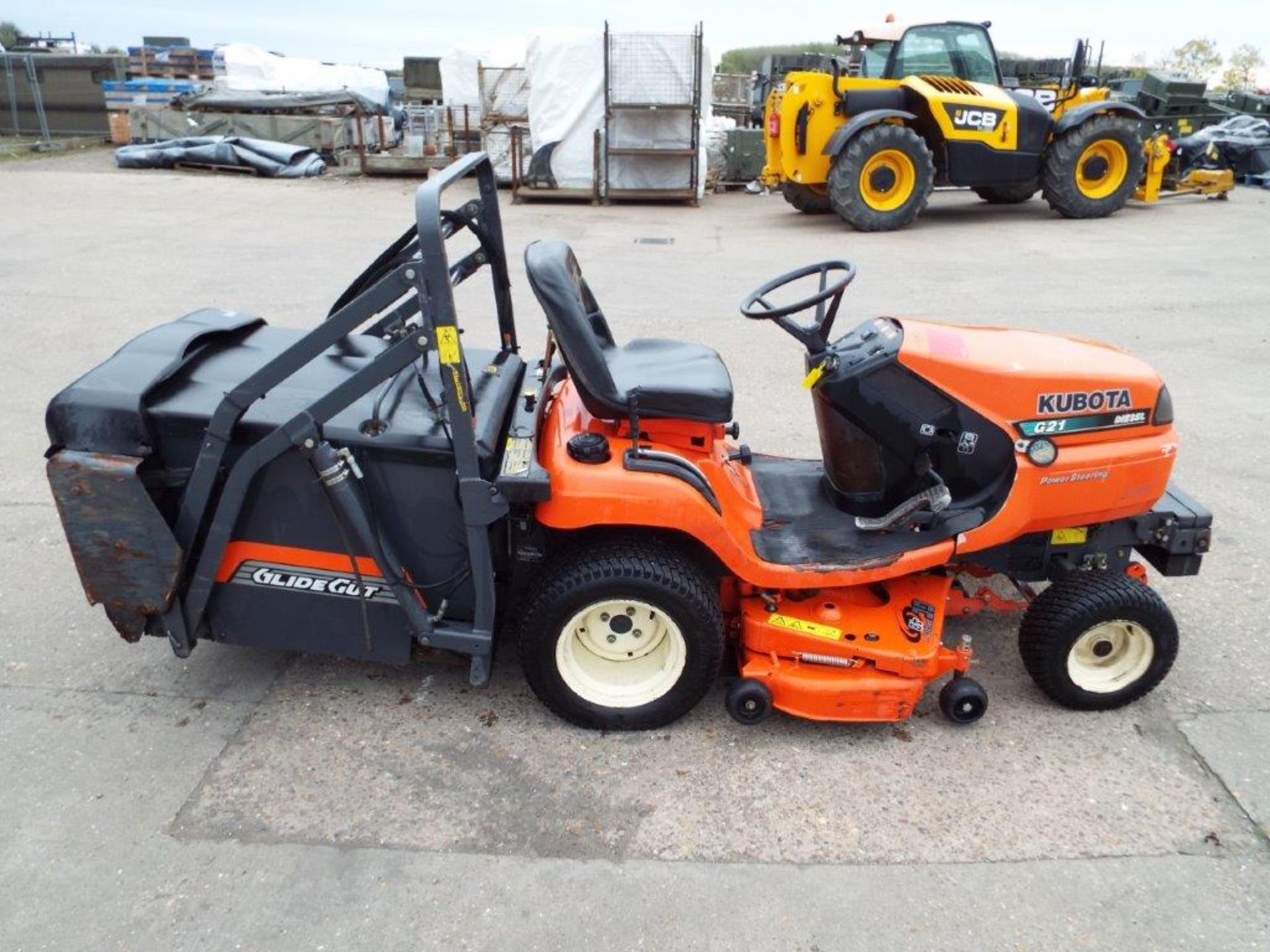 2008 Kubota G21 Ride On Mower with Glide-Cut System and High Dump Grass Collector - Image 8 of 26