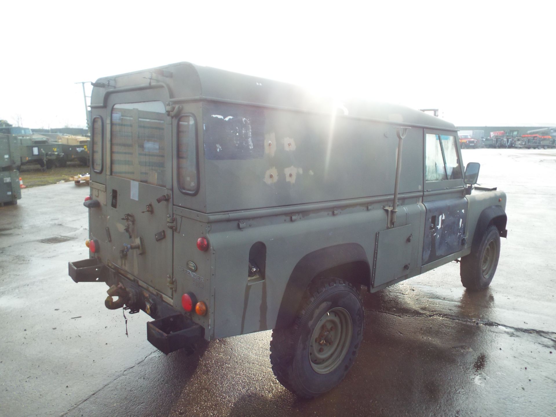 Land Rover Defender 110 Hard Top - R380 Gearbox - Image 7 of 23