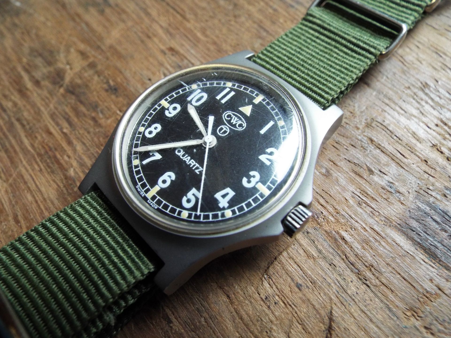 Very Rare Genuine British Army, Waterproof CWC quartz wrist watch - Image 3 of 6