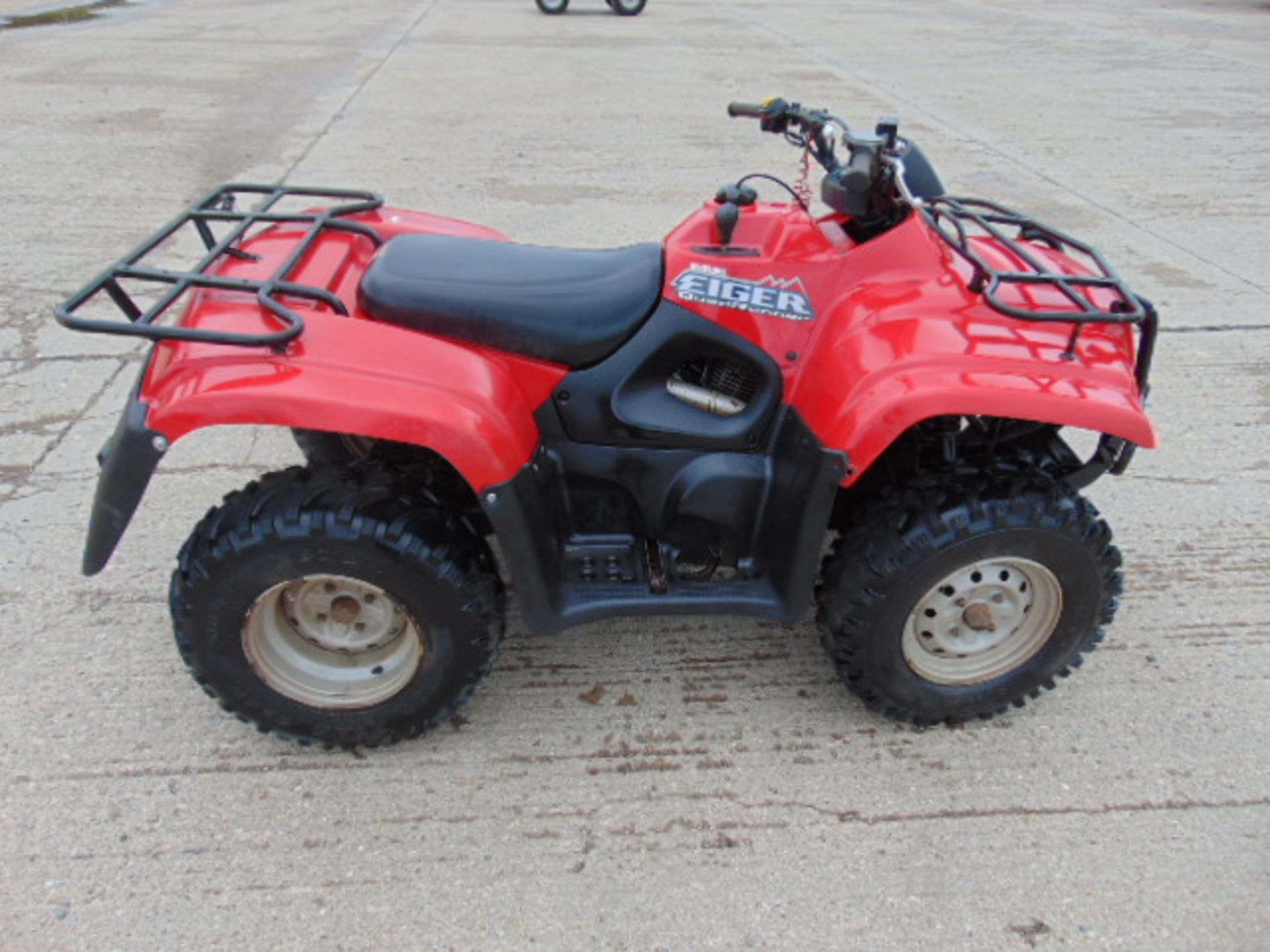 Suzuki Eiger 400 4WD Quad Bike - Image 8 of 16