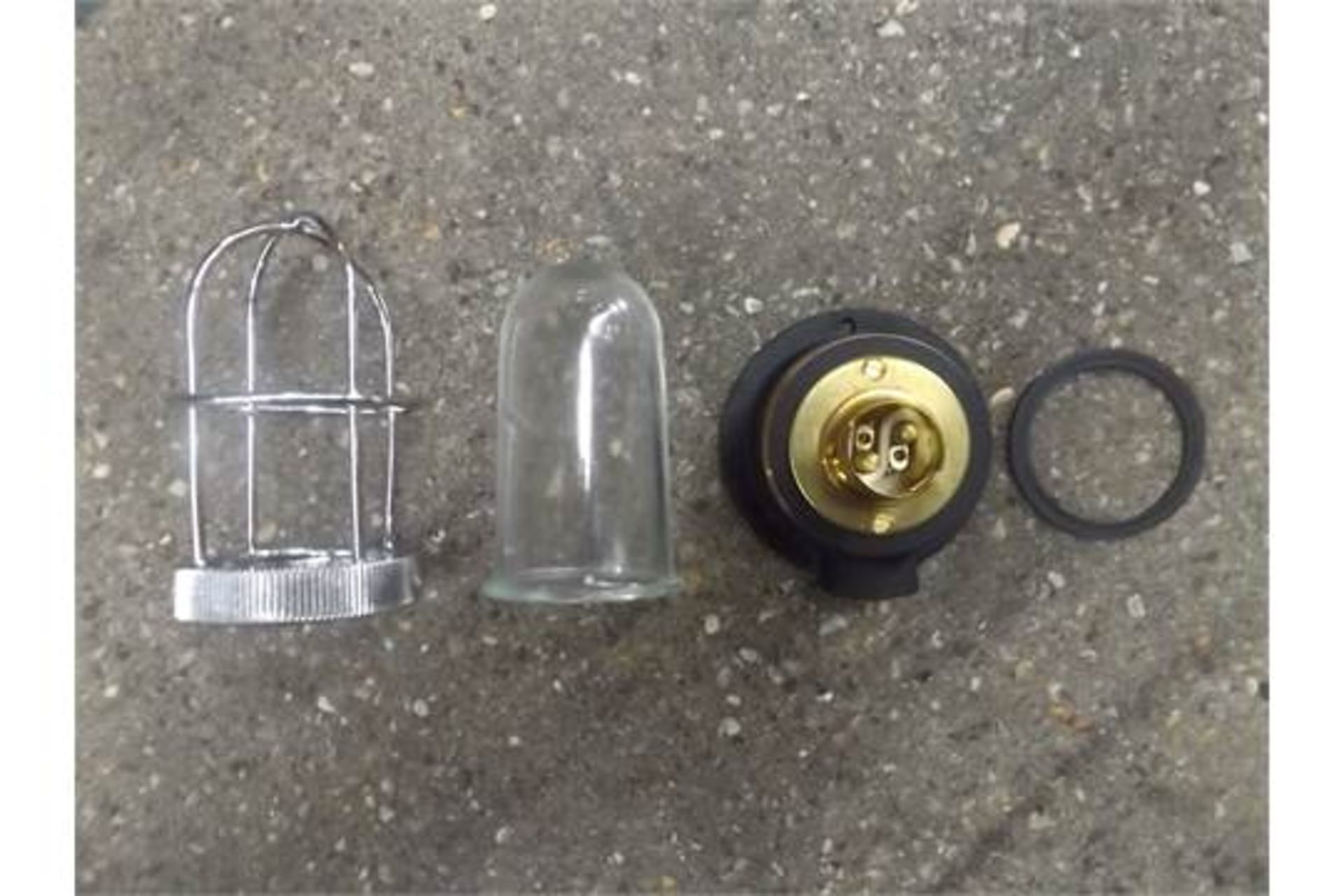 5 x Vintage Royal Navy McGeoch Marine Cage Passageway Lights - Image 3 of 5