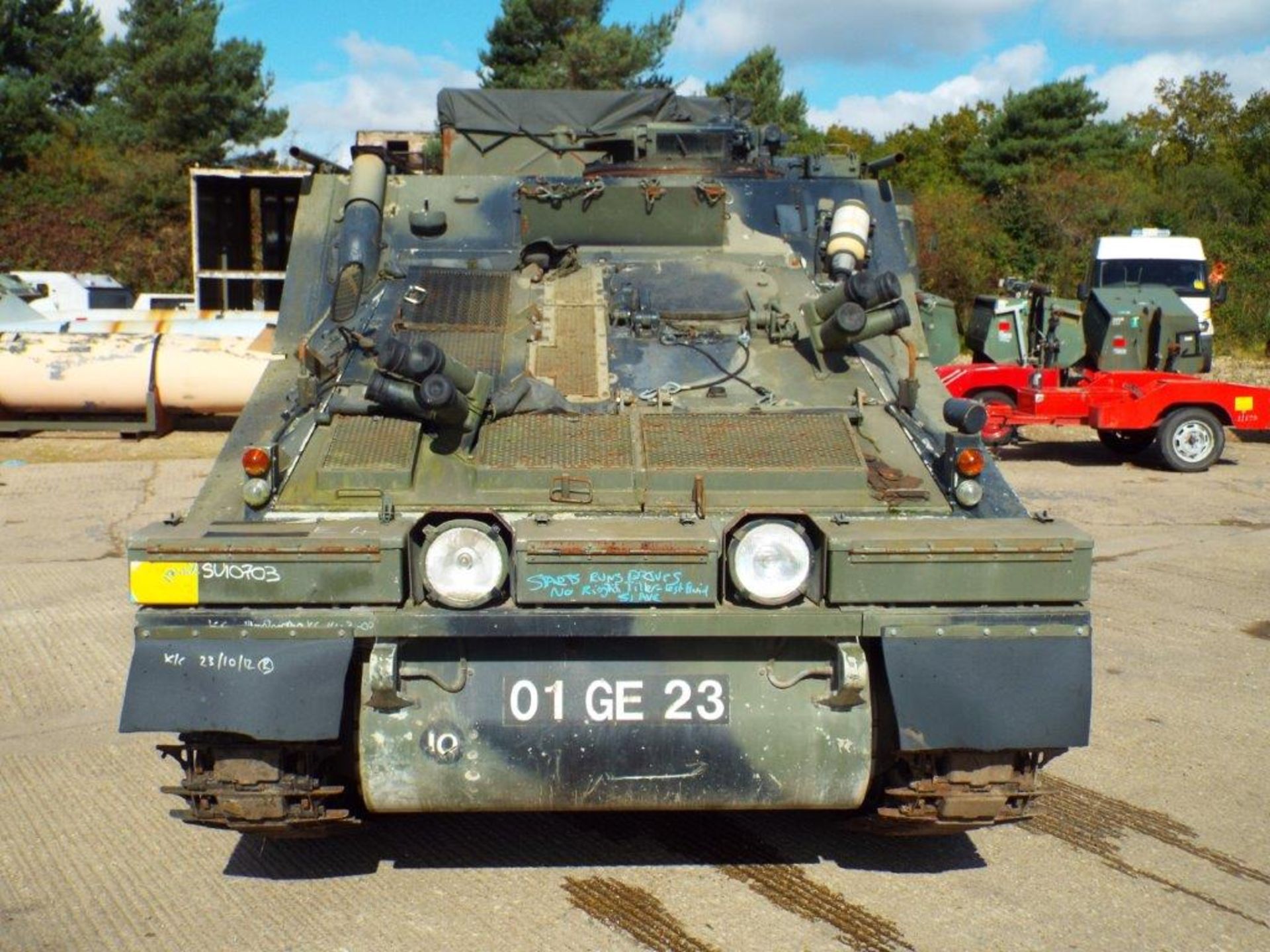 CVRT (Combat Vehicle Reconnaissance Tracked) FV105 Sultan Armoured Personnel Carrier - Bild 2 aus 32