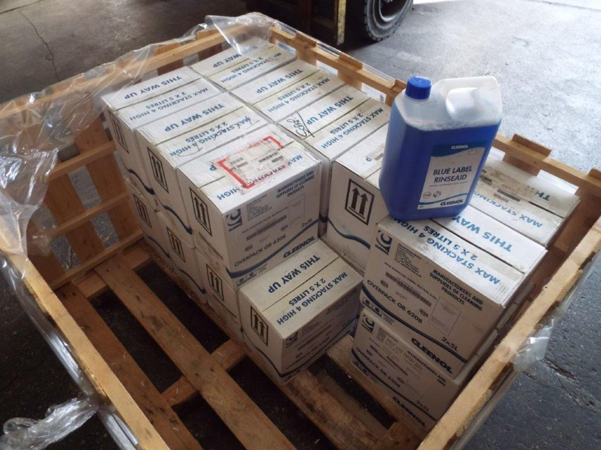 Approx 38 x Unissued 5L Bottles of Cleenol Blue Label Rinse Aid