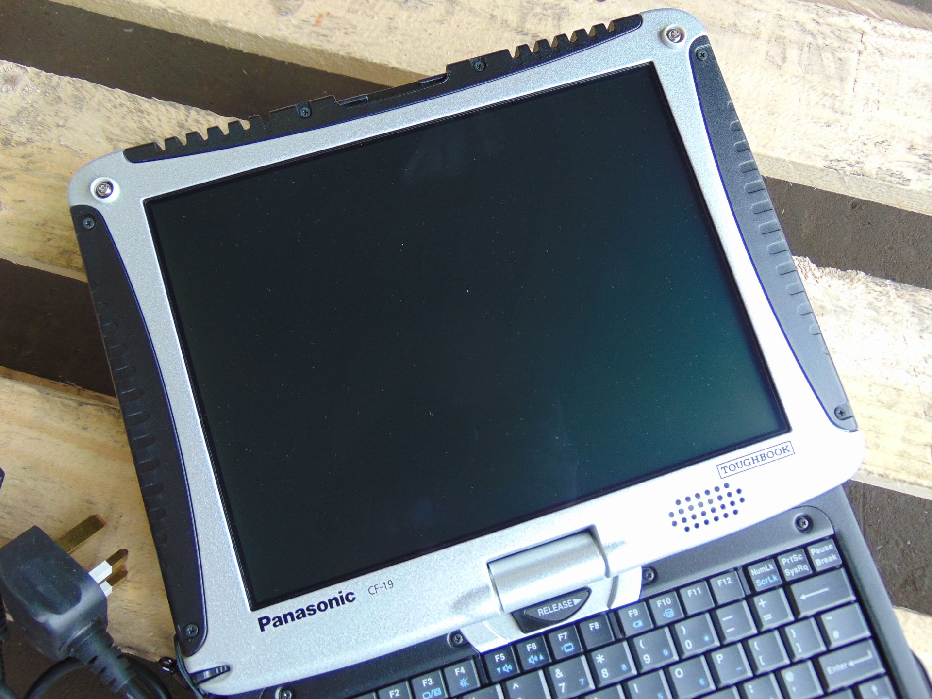 Panasonic CF-19 Toughbook Laptop - Image 2 of 13