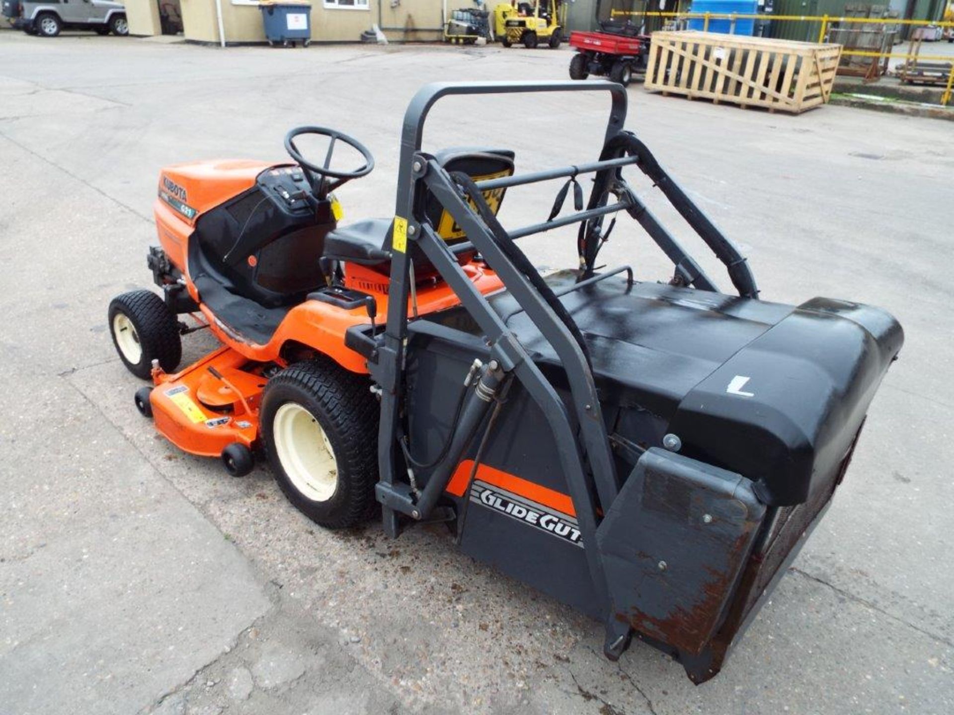 2008 Kubota G21 Ride On Mower with Glide-Cut System and High Dump Grass Collector - Image 5 of 26