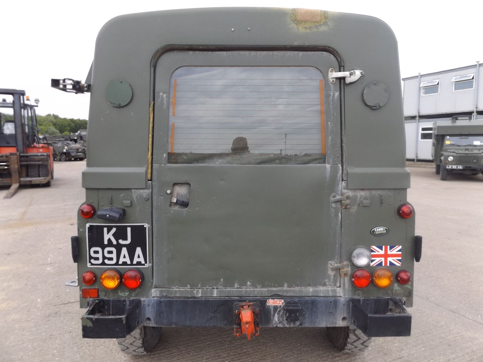 Land Rover Wolf 110 Hard Top damage repairable - Image 6 of 17