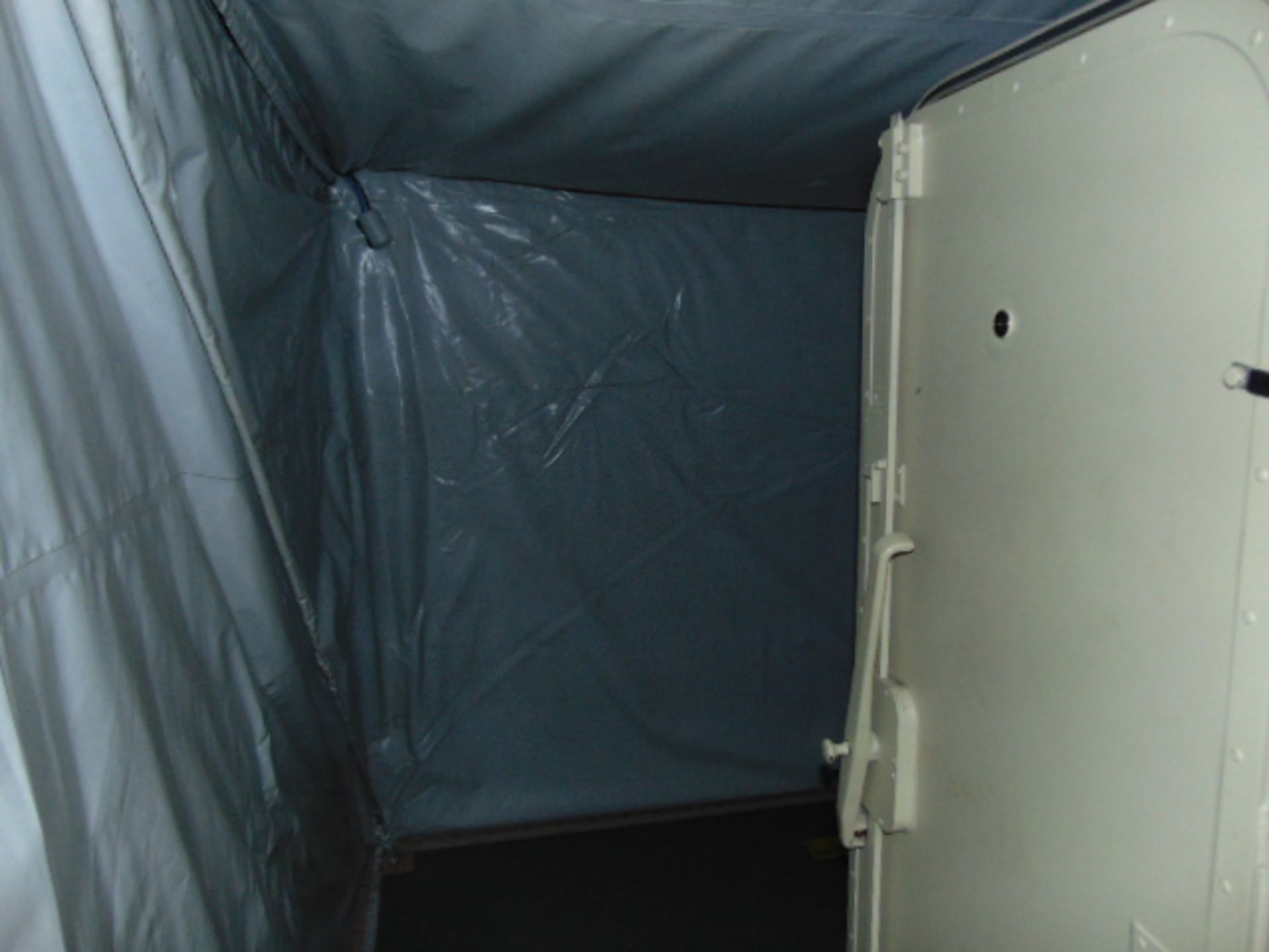 Containerised Insys Ltd Integrated Biological Detection/Decontamination System (IBDS) - Image 17 of 57