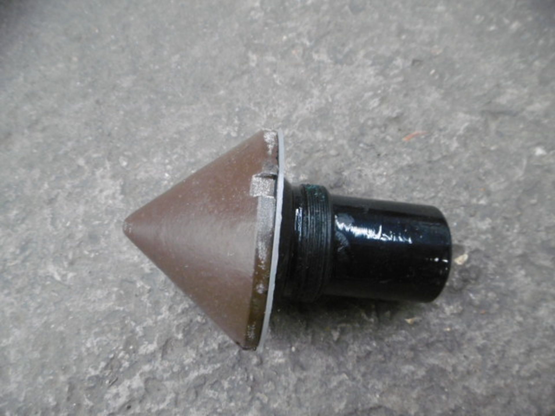 12 x No. 59 A/C Bomb Nose Plugs - Bild 3 aus 7