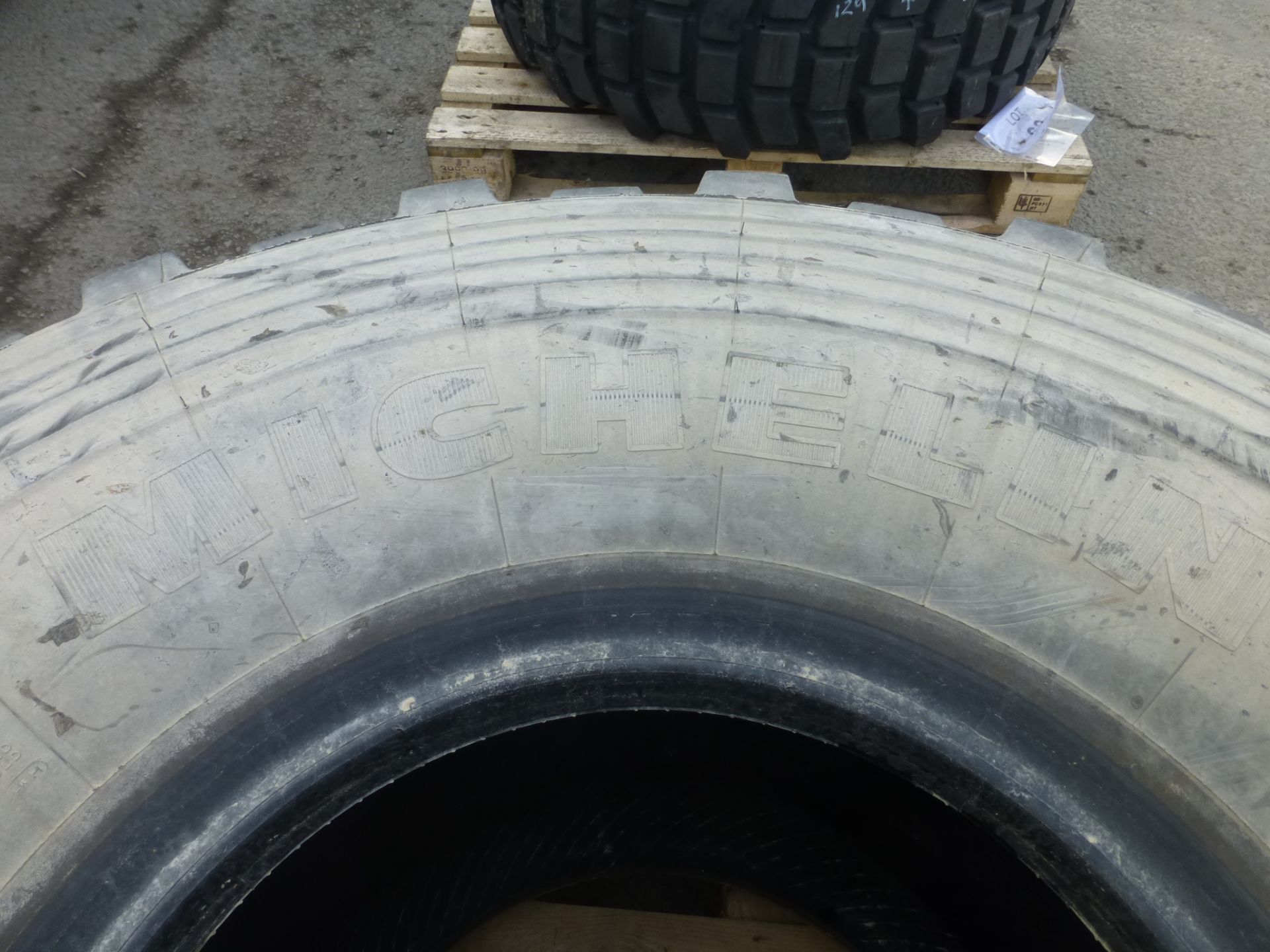 1 x Michelin XZL 24 R 21 Tyre - Bild 4 aus 5