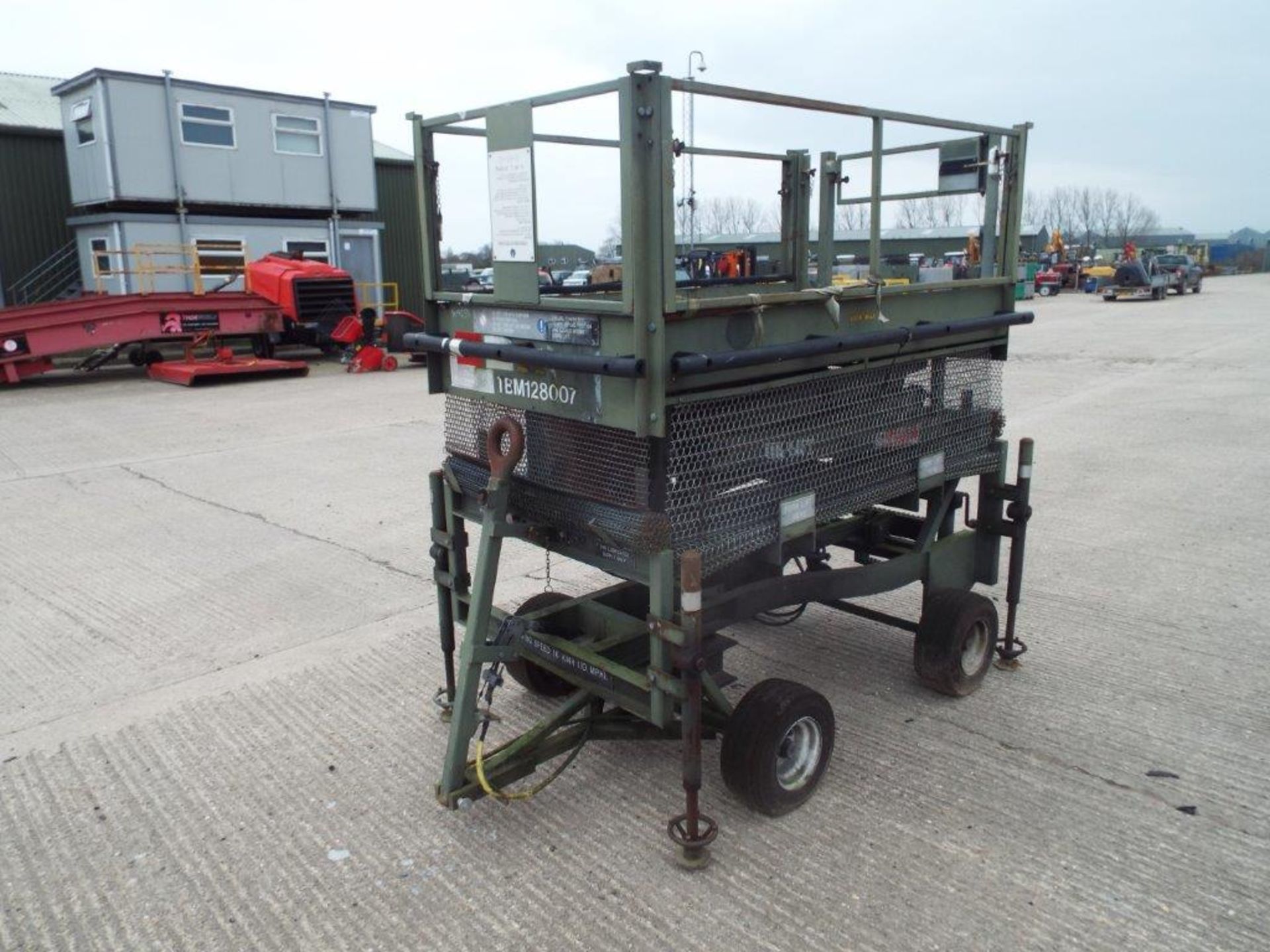 UK Lift 4m Mobile Hydraulic Work Platform - Bild 3 aus 15