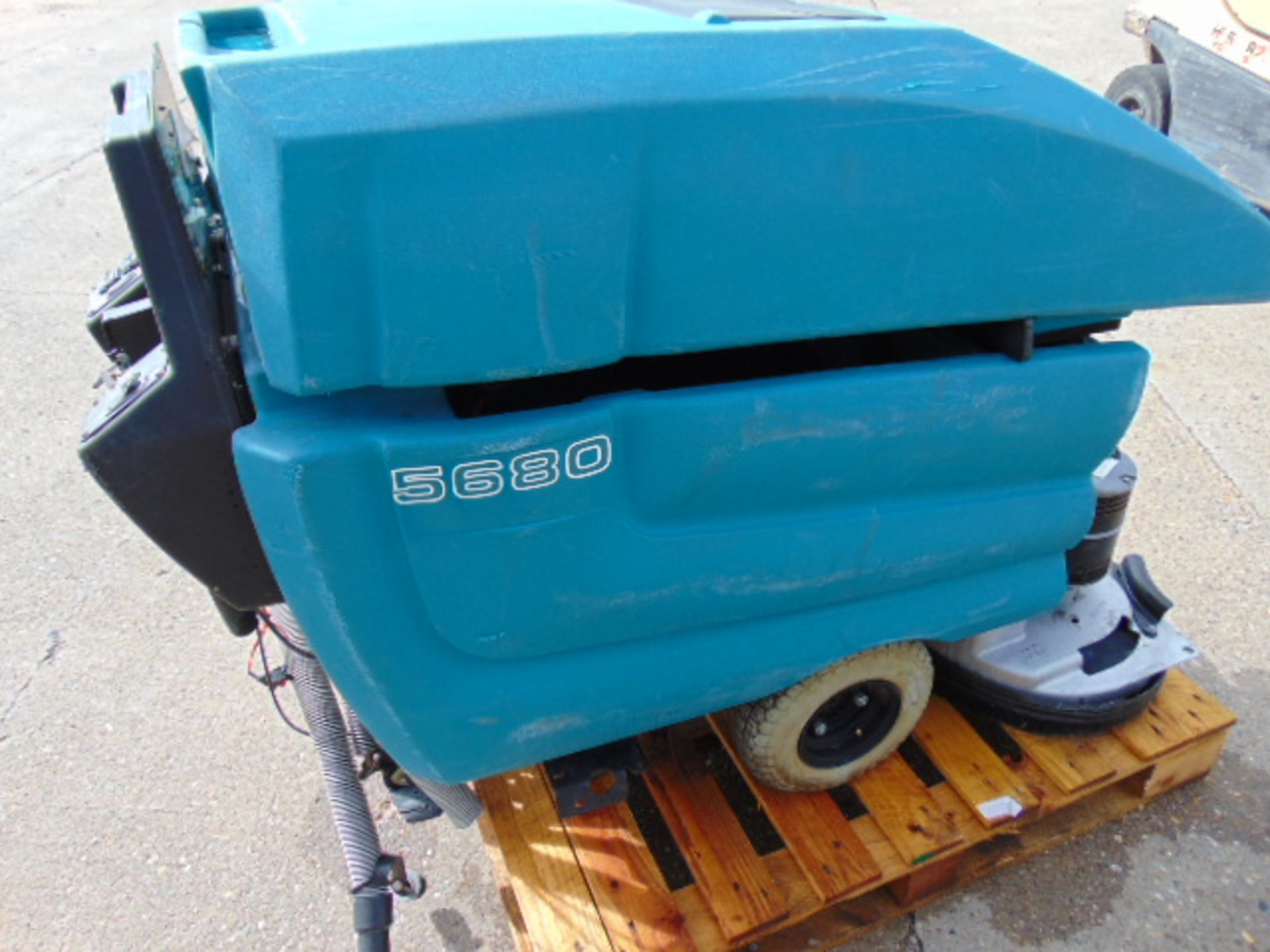 Tennant Walk Behind Electric Sweeper/Scrubber - Image 6 of 8