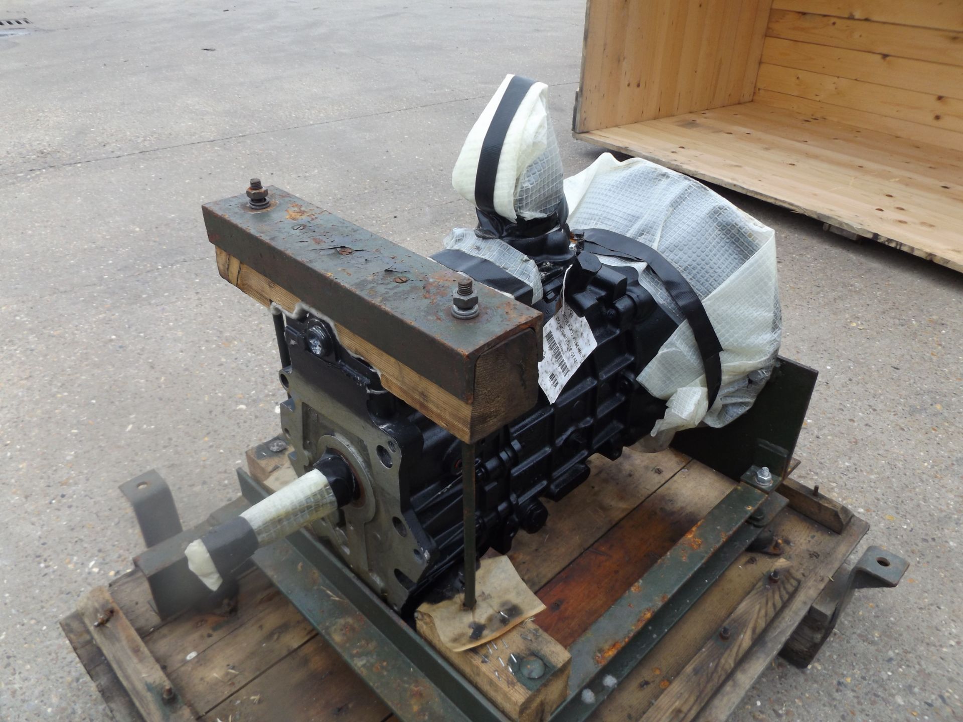 A1 Reconditioned Land Rover LT77 Gearbox - Image 2 of 6