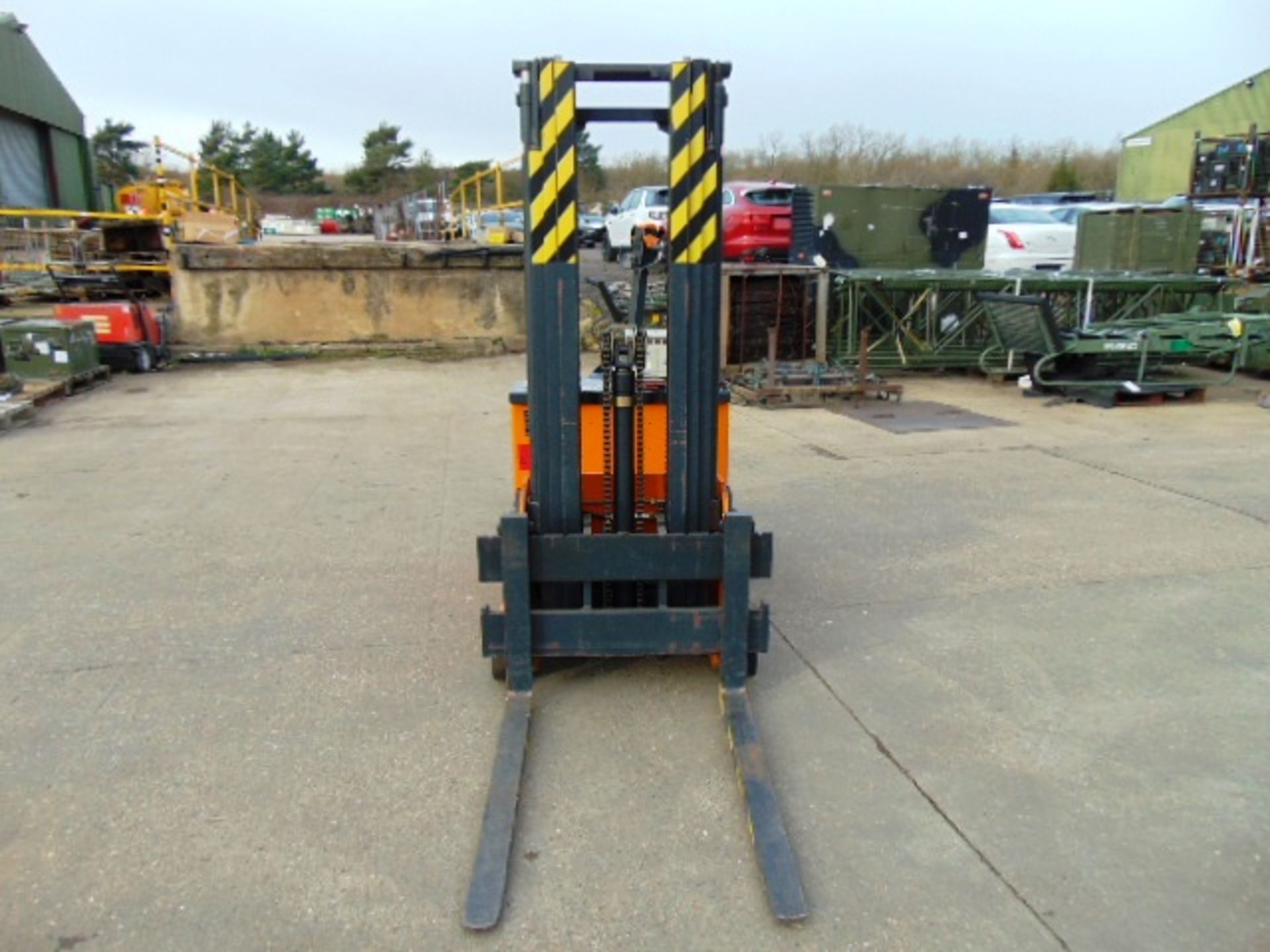 Still EGG10 Electric Pedestrian Pallet Stacker c/w Charger - Image 2 of 19