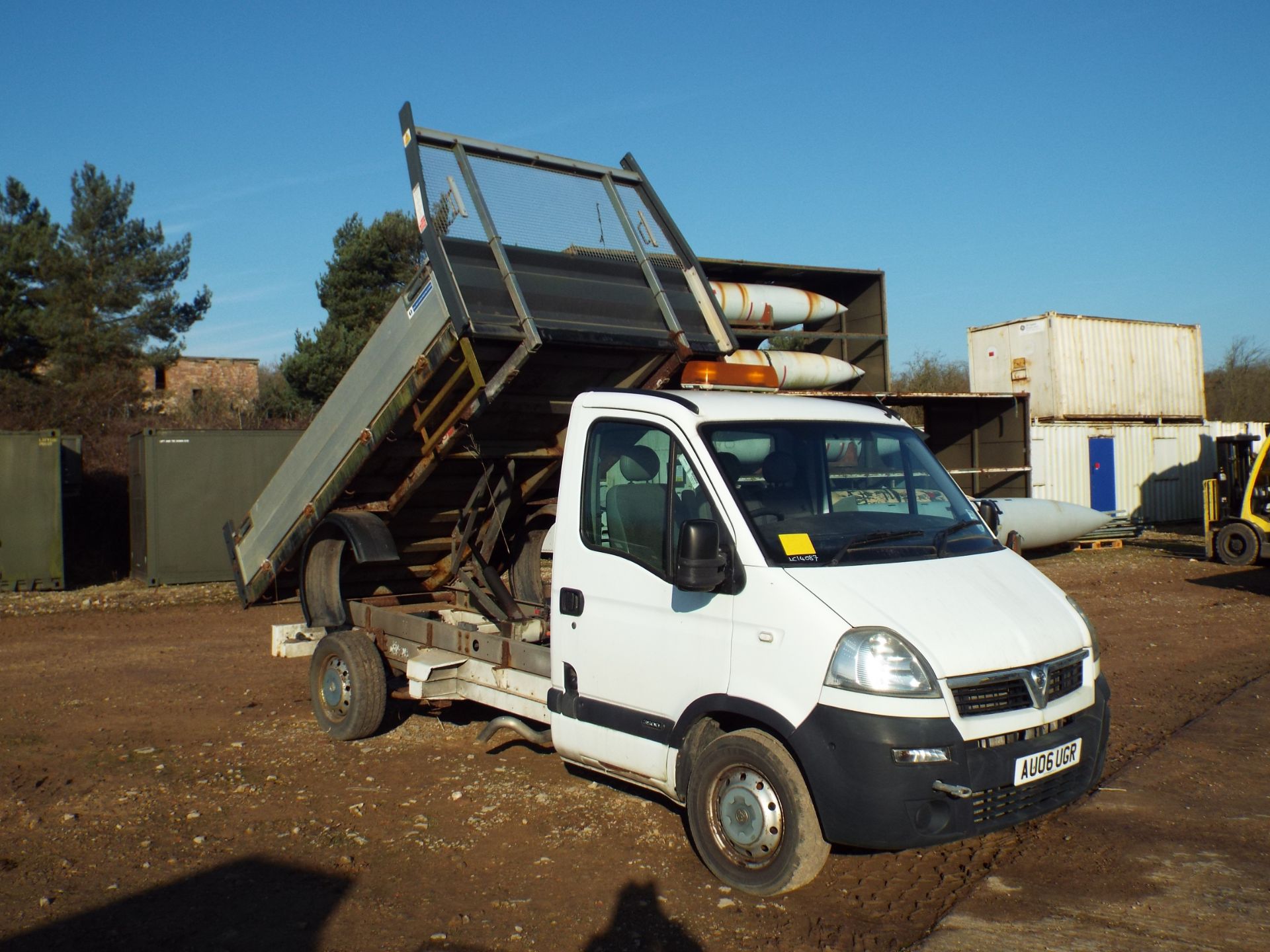 Vauxhall Movano 3500 2.5 CDTi MWB Flat Bed Tipper