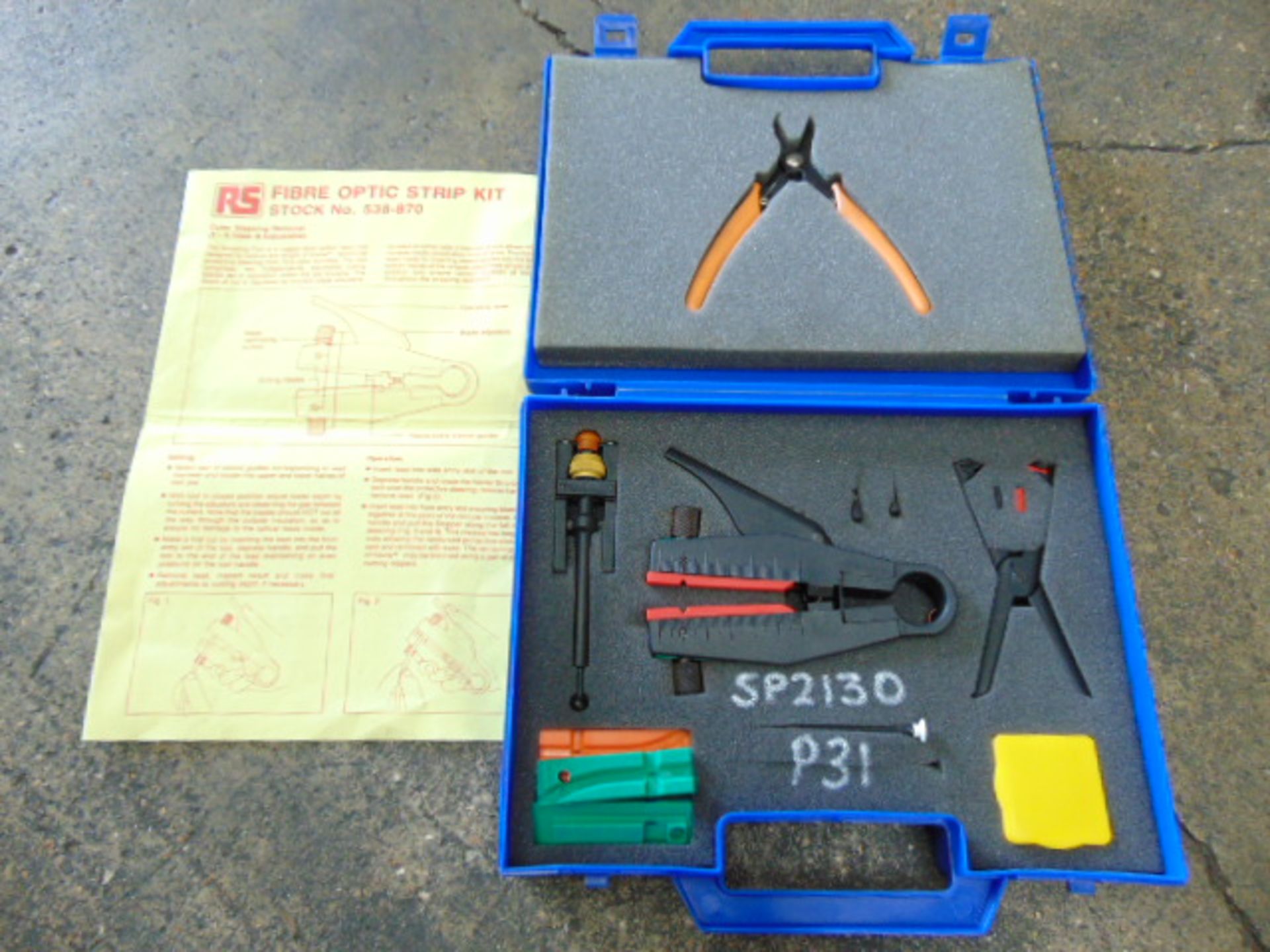 RS Components Fibre Optic Strip Kit P/No 538-870 complete with Transit Case