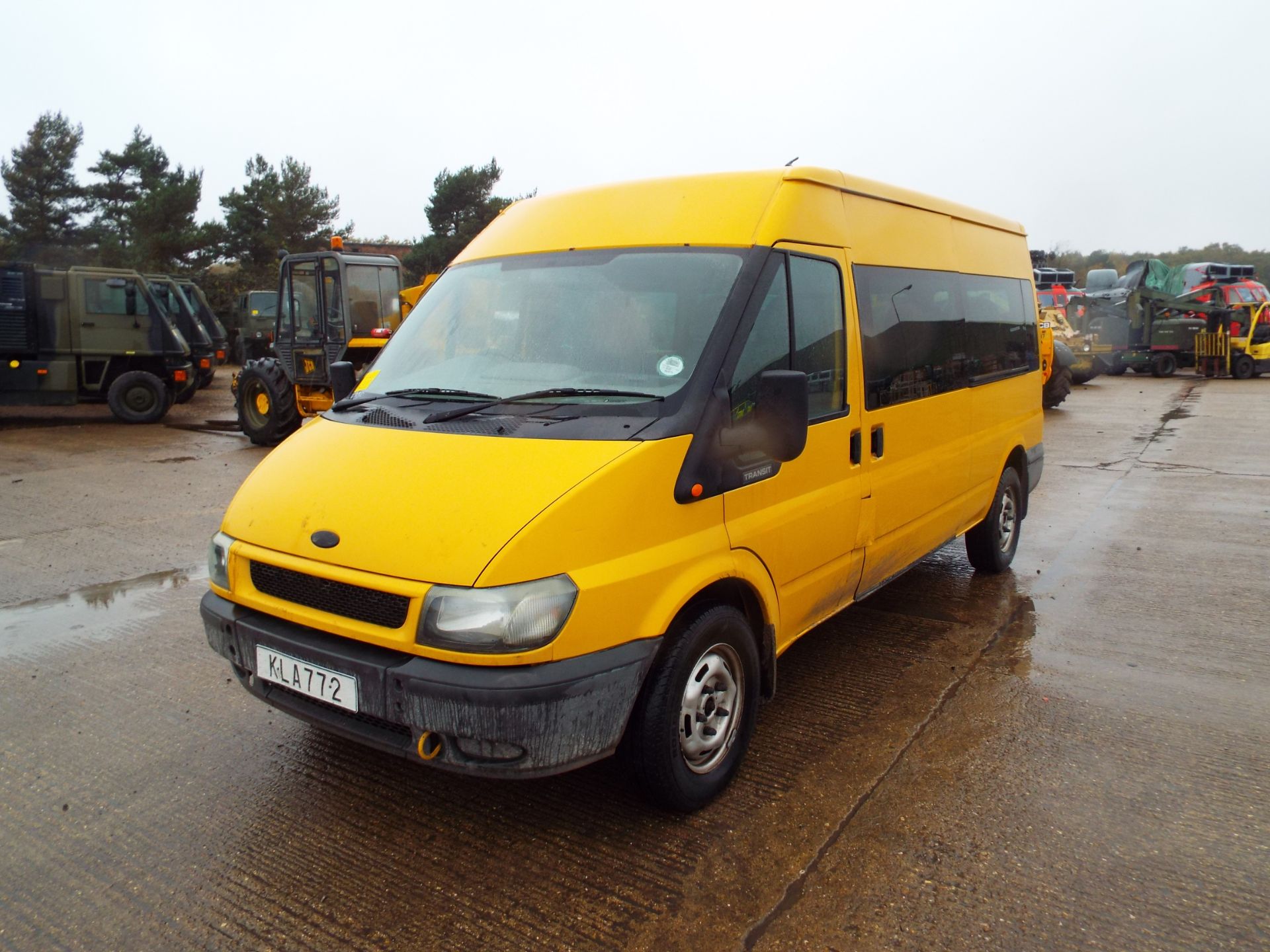 Ford Transit 11 Seat Minibus - Image 3 of 21