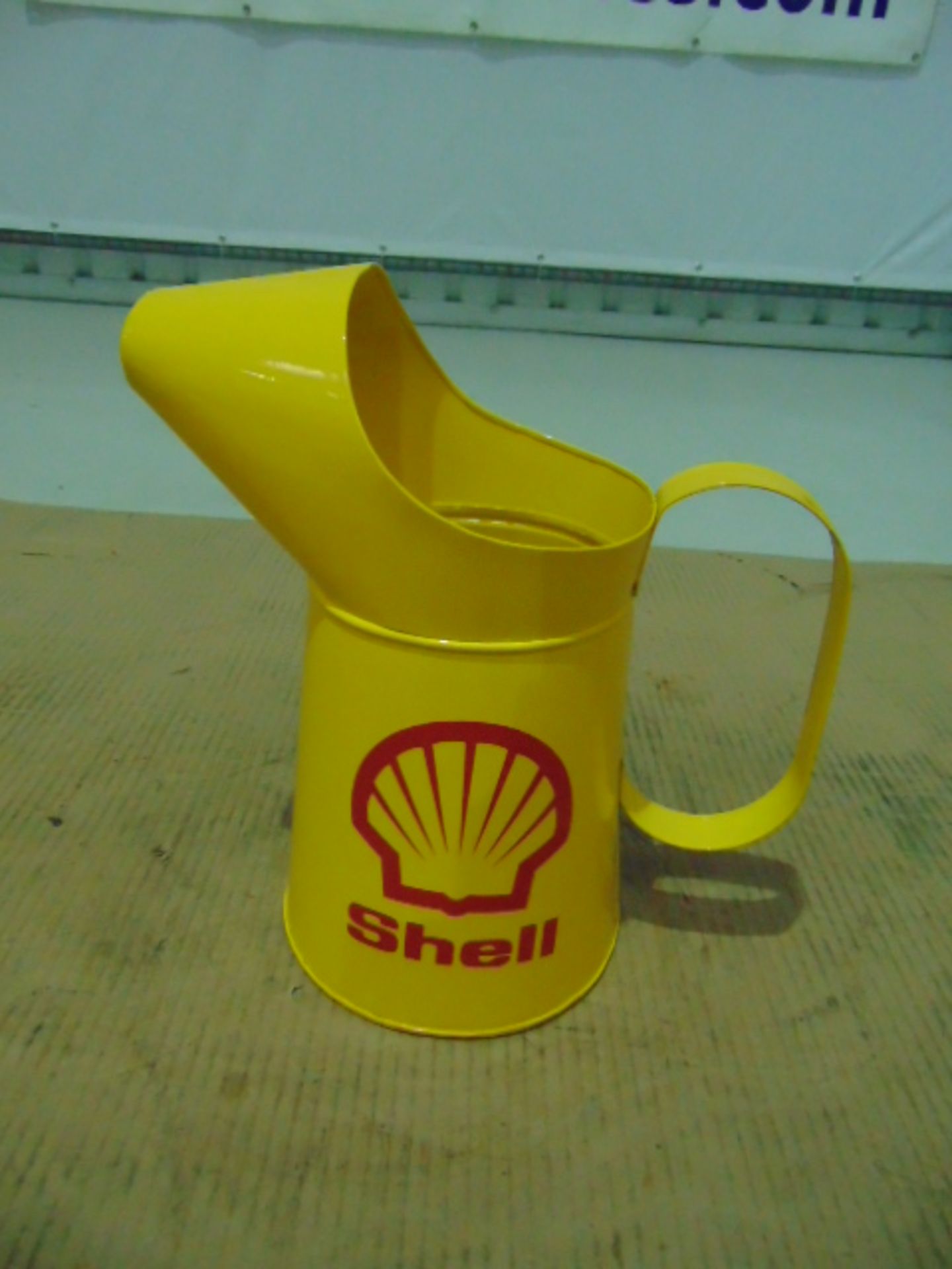 Set of 5 x Shell Branded Mixed Size Oil Pourer Cans - Bild 2 aus 8