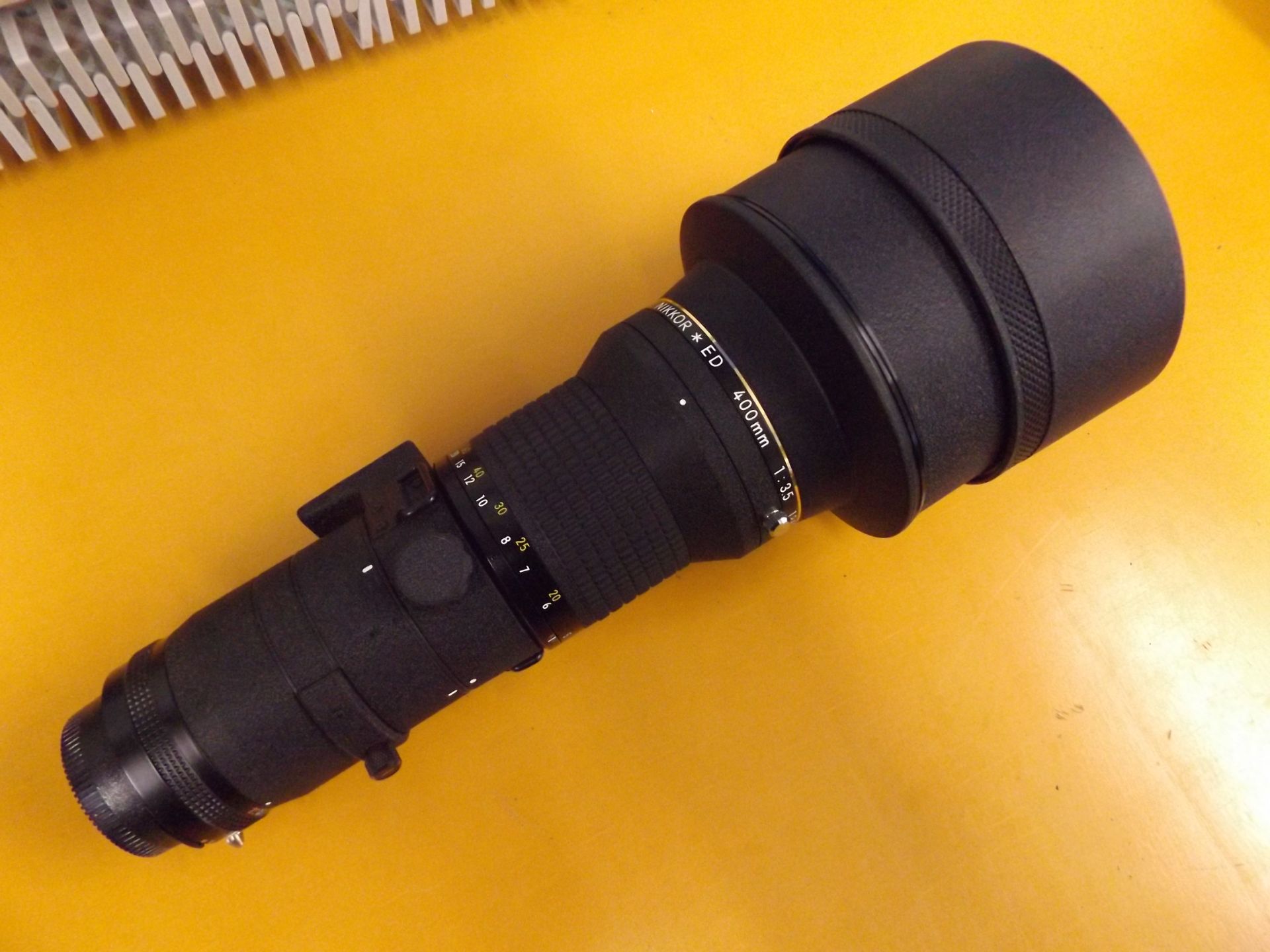Nikon Nikkor ED 400mm f/3.5 IF Lense with Leather Case